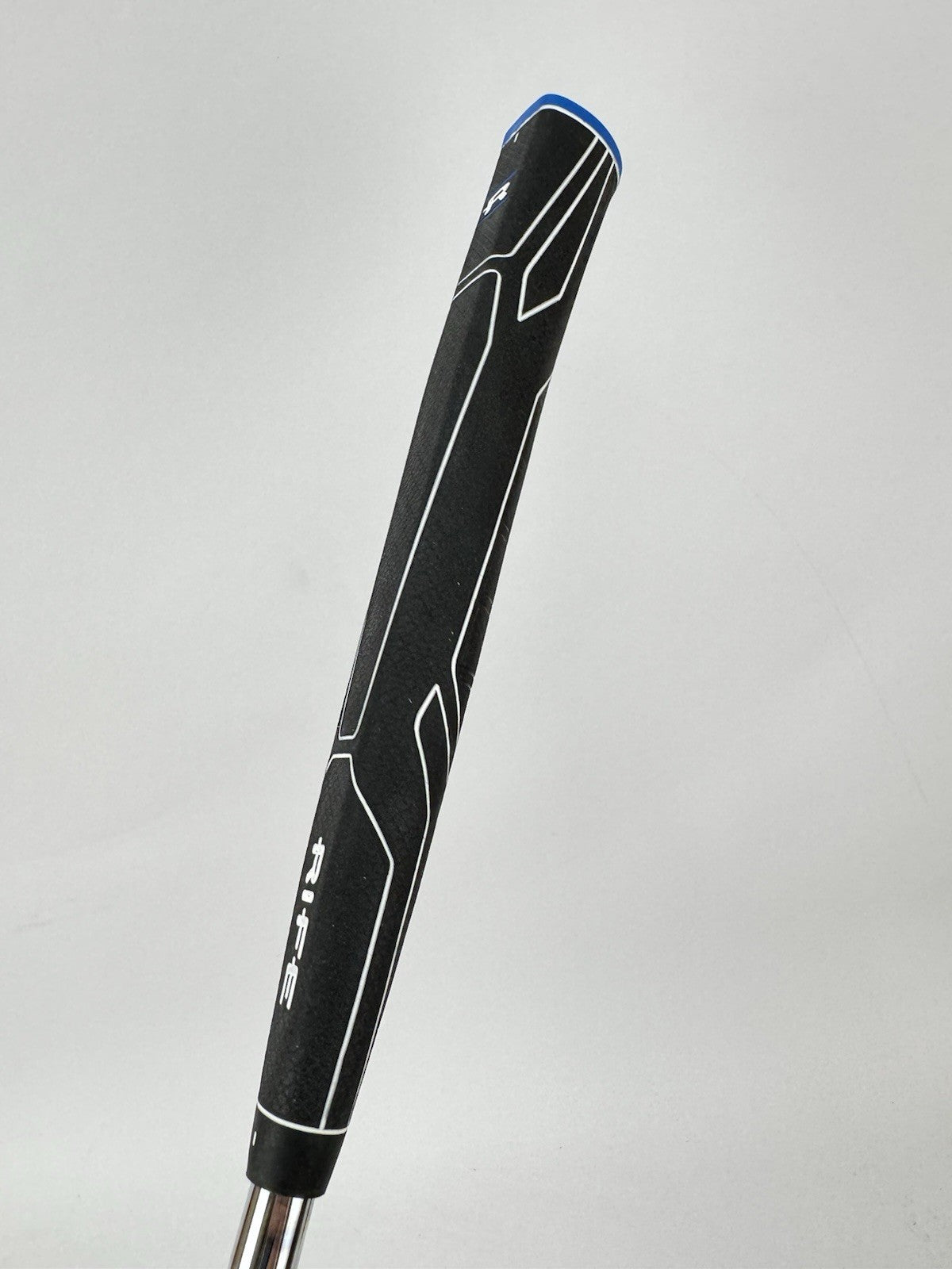 Odyssey White Hot Tour Putter 2CS Center Shaft Blade 33” /New Grip /3522915