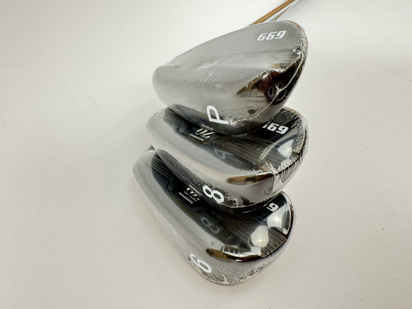 Sub70 699 Pro Irons 6,8+PW Blackout Elevate MPH 85 Regular Steel /New /3441210