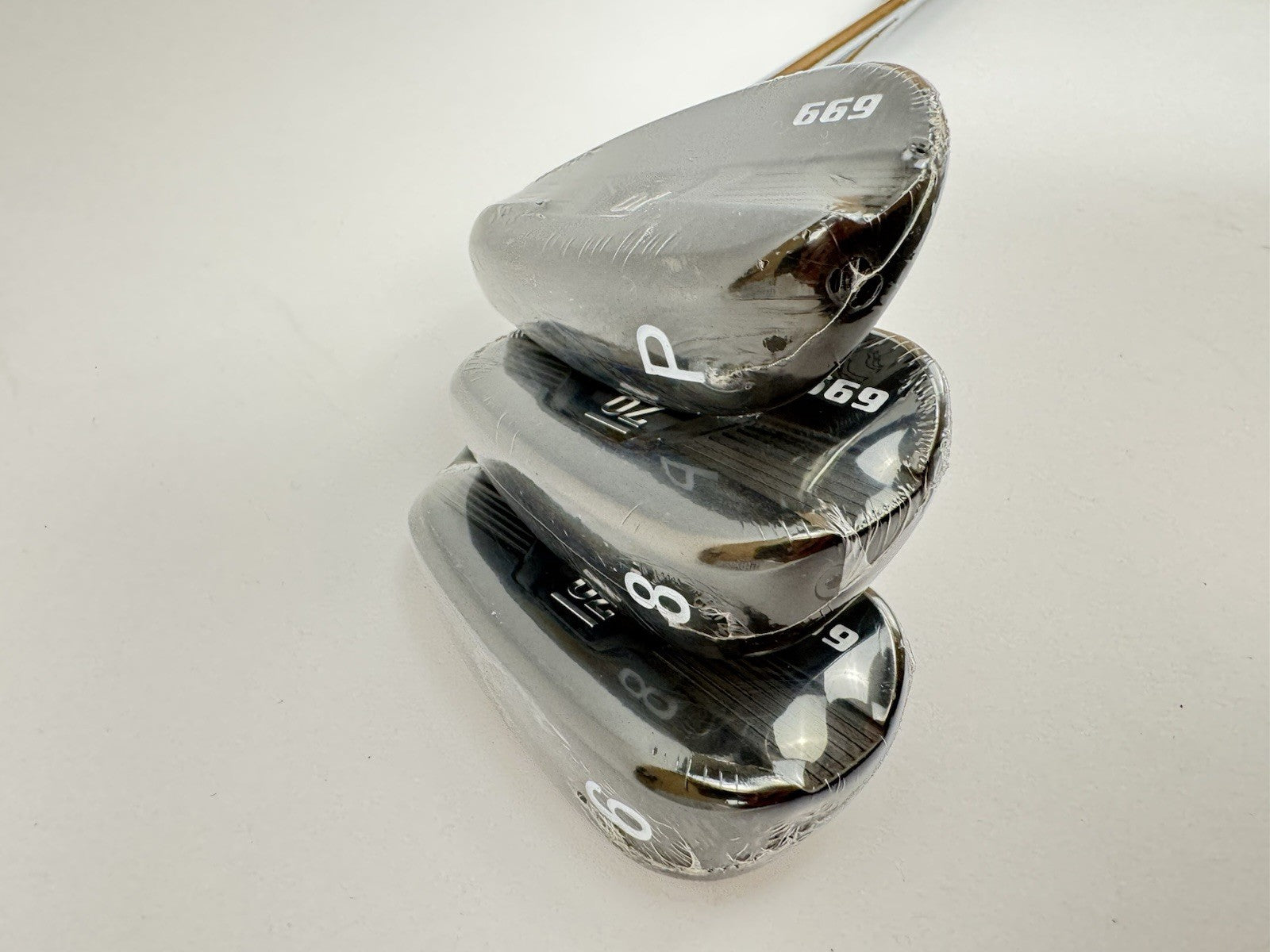 Sub70 699 Pro Irons 6,8+PW Blackout Elevate MPH 85 Regular Steel /New /3441210