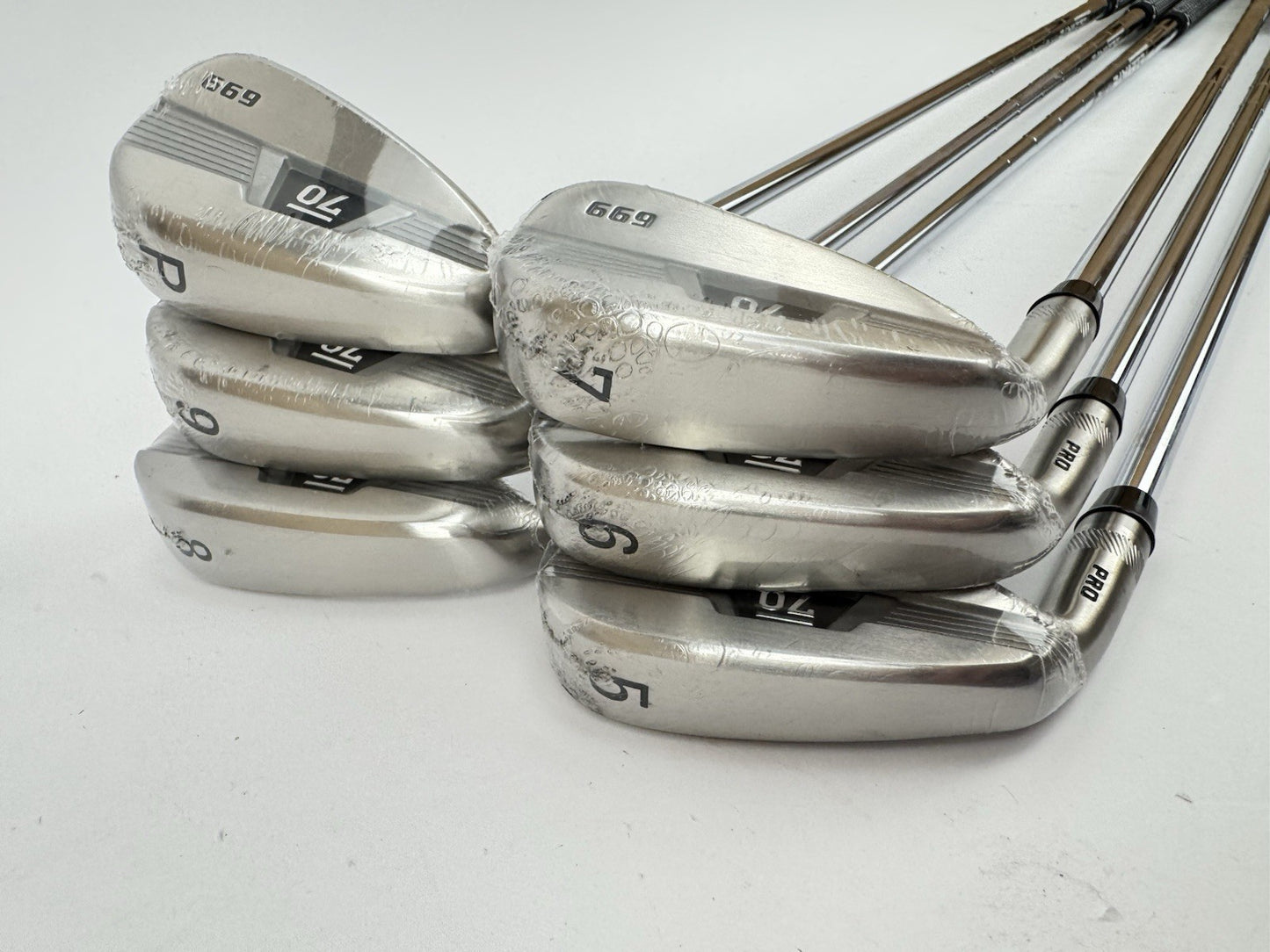 Sub70 699 Irons V2 5-PW Left Handed Elevate 95 Vss Regular Steel /New /3435013