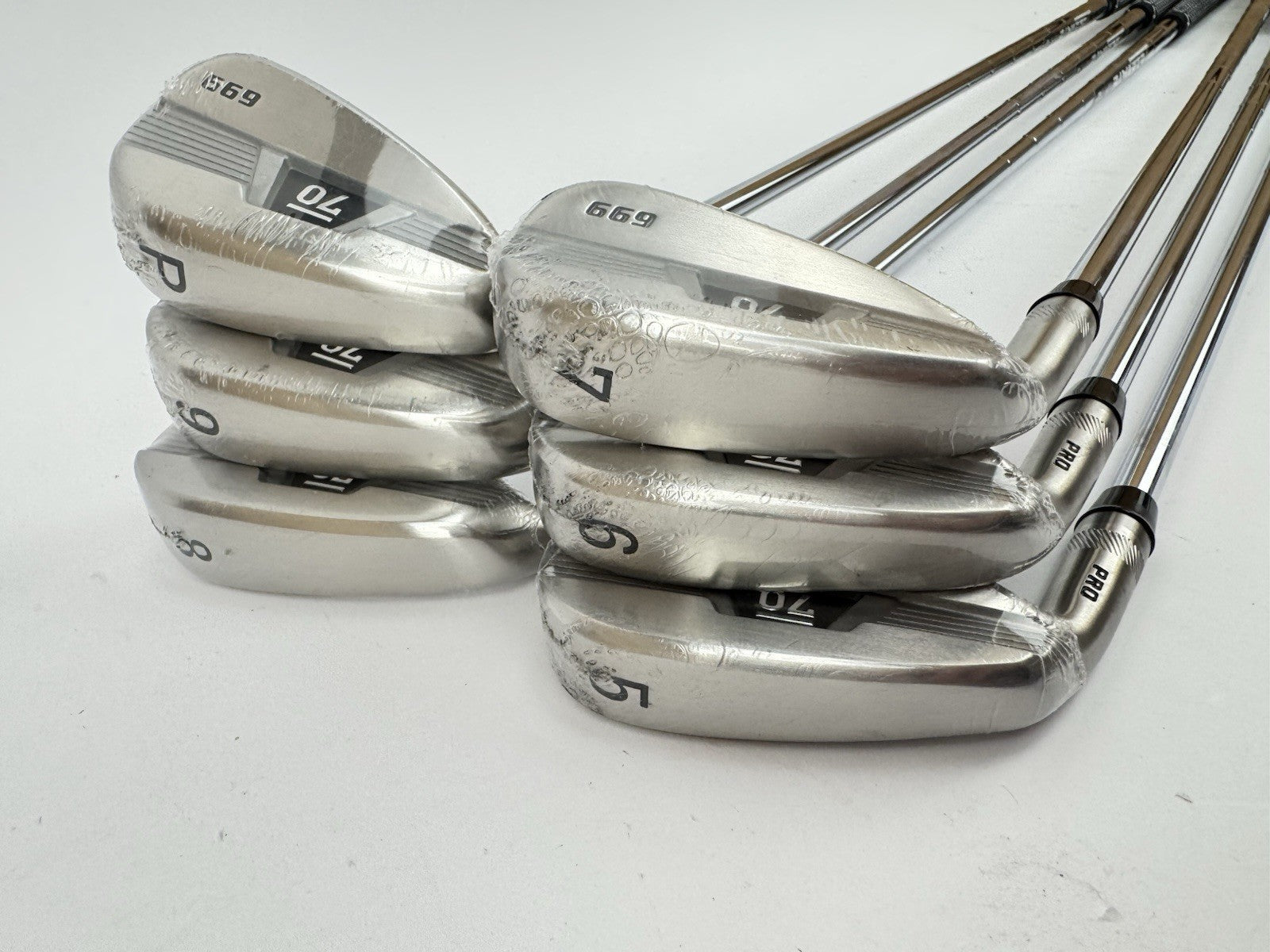 Sub70 699 Irons V2 5-PW Left Handed Elevate 95 Vss Regular Steel /New /3435013