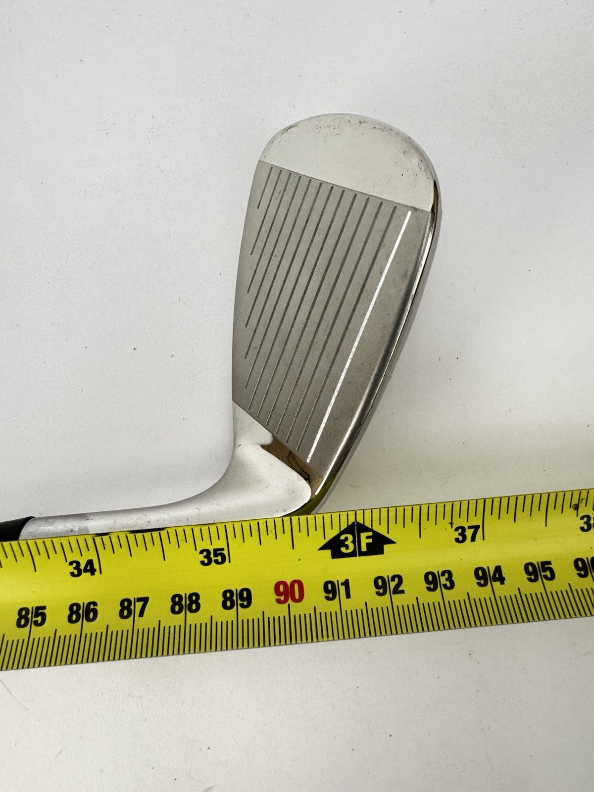 Wilson Launch Pad Gap Wedge Left Handed Cypher 5.5 Regular Graphite /3517017
