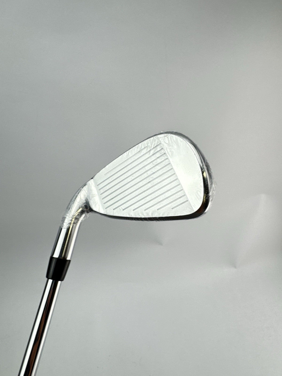 Cobra F7 Length 4 Iron Stiff Flex Steel / Right Handed /Lamkin /New /2910511