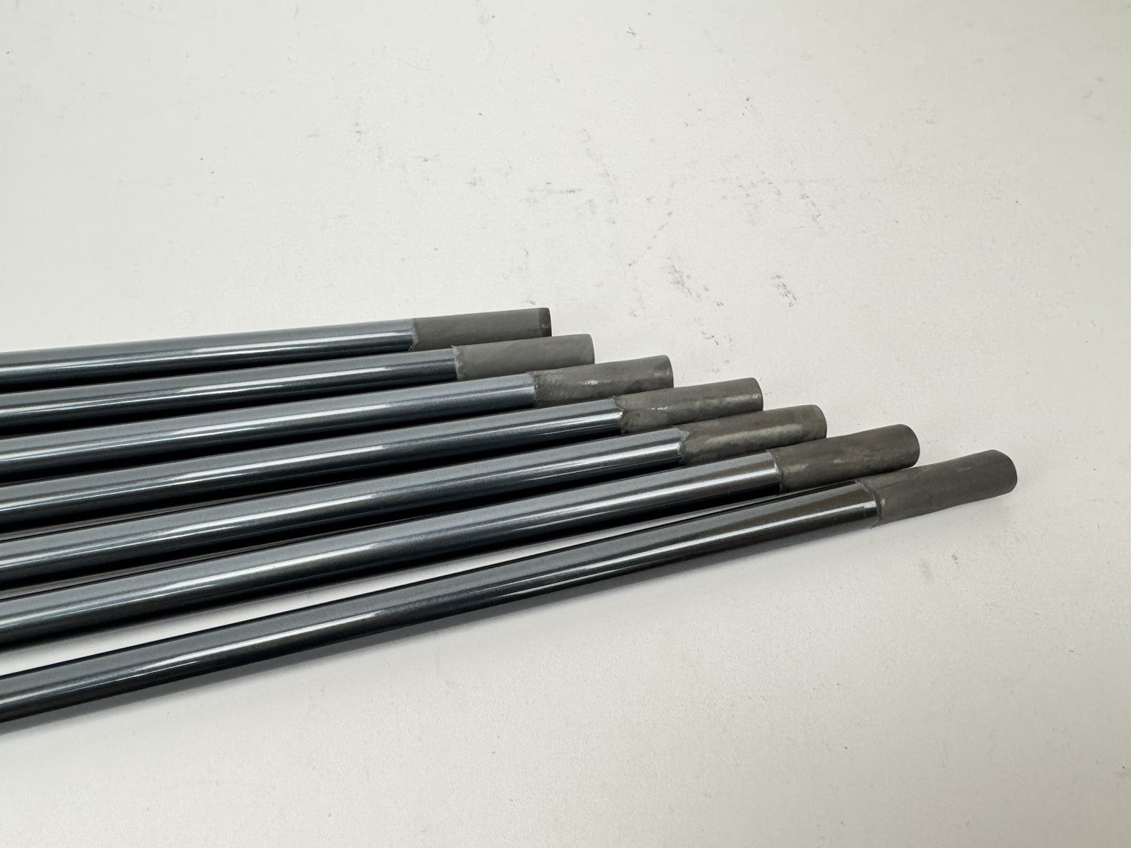 Matrix Senior Iron Shaft Set (7) 4-PW White Tie Graphite/Grips /0.355 /325775
