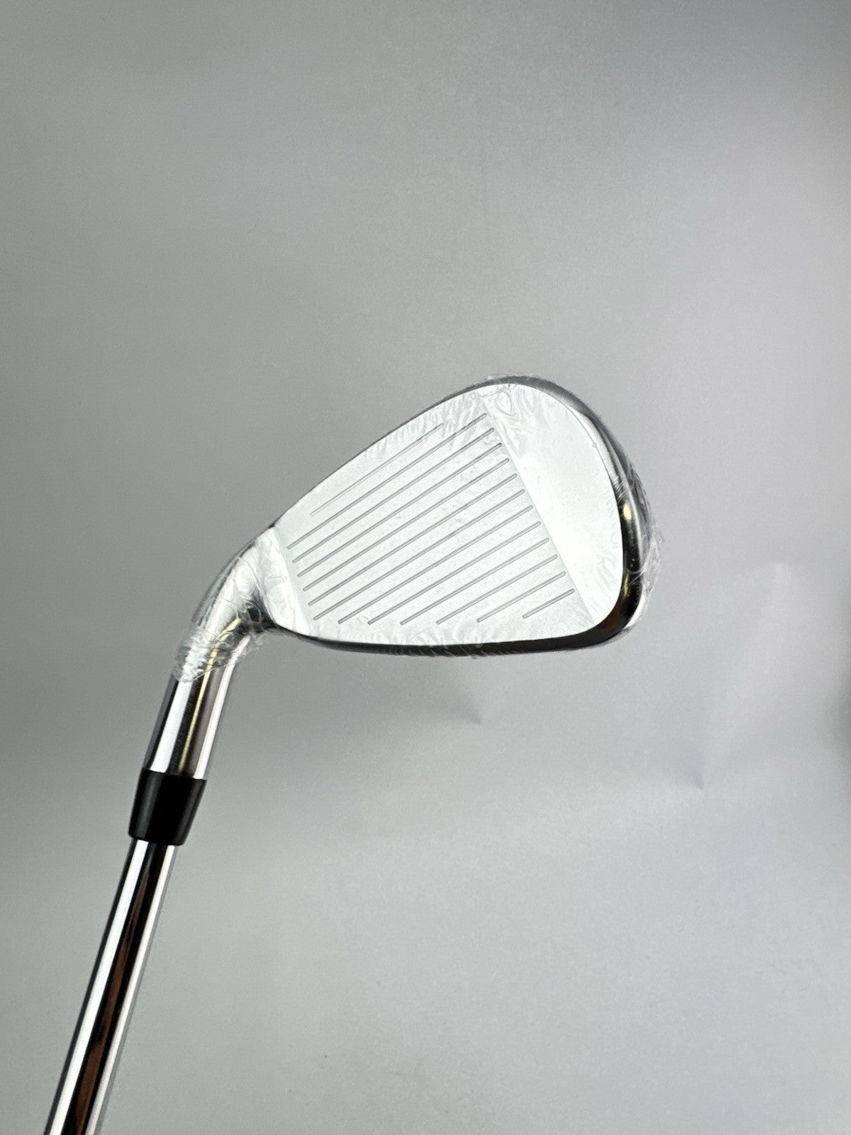Cobra F7 Length 4 Iron Stiff Flex Steel / Right Handed /Lamkin /New /2910512