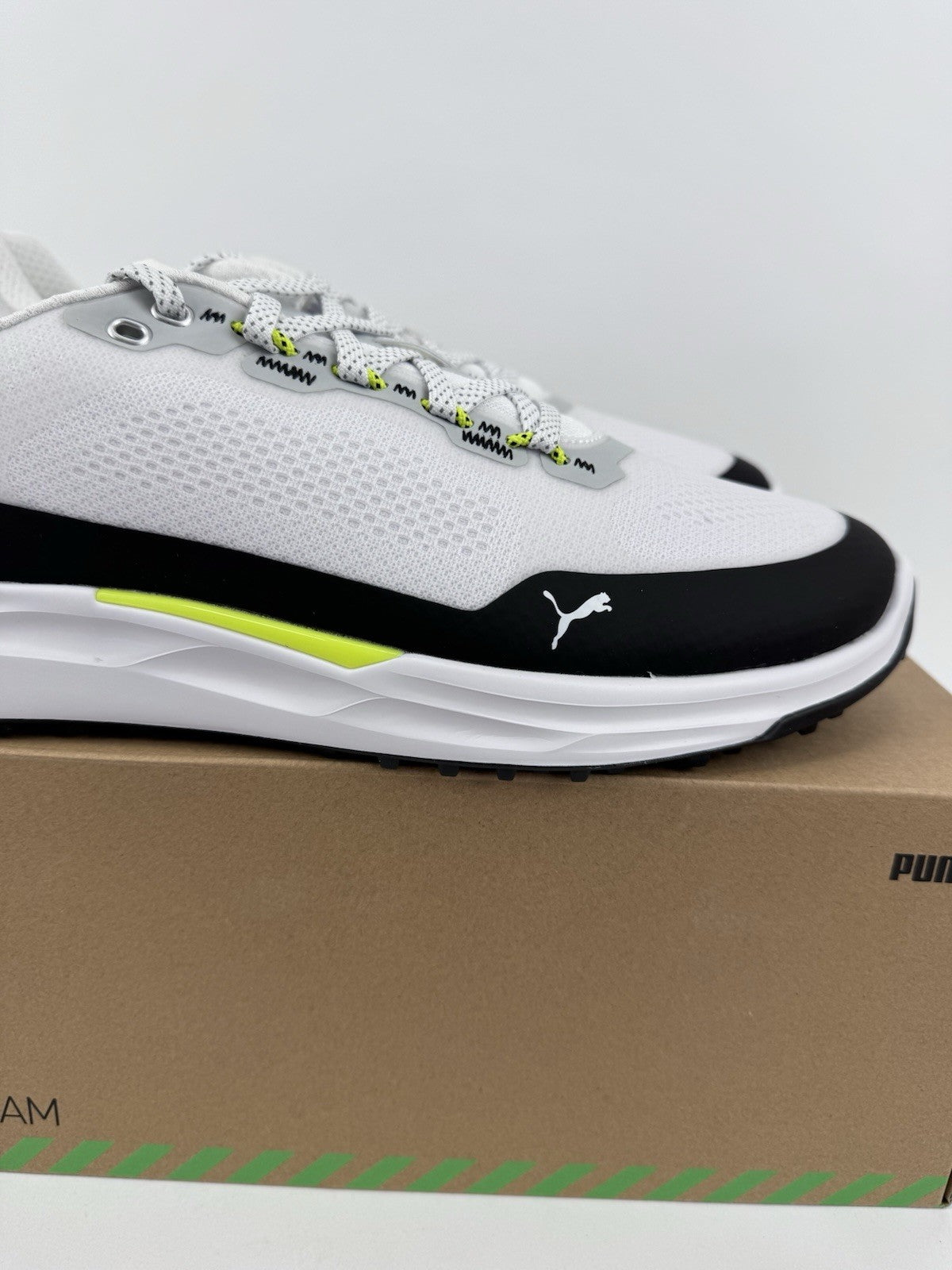 Puma IGNITE Elevate X Golf Shoes Mens Size UK 9 White Black Safety Yellow/318489