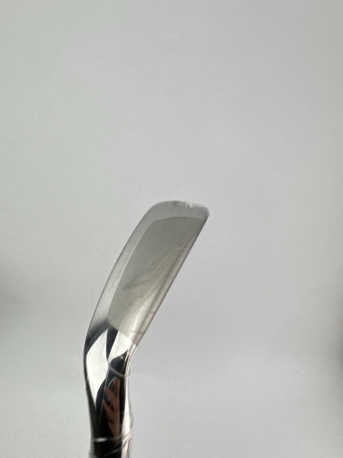 Cobra One Length 4 Iron F8 KBS Tour FLT 120 Stiff Flex Steel /Right /New /308378