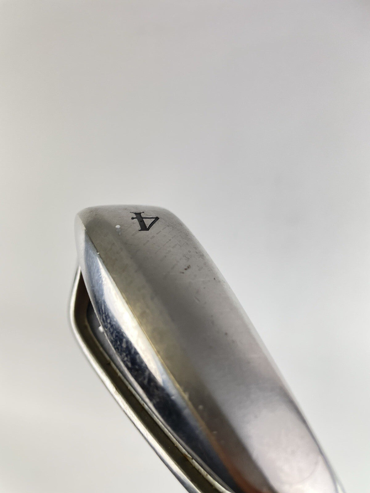 Snake Eyes 4 Iron Python Regular Graphite /Right Handed /New Grip /103033