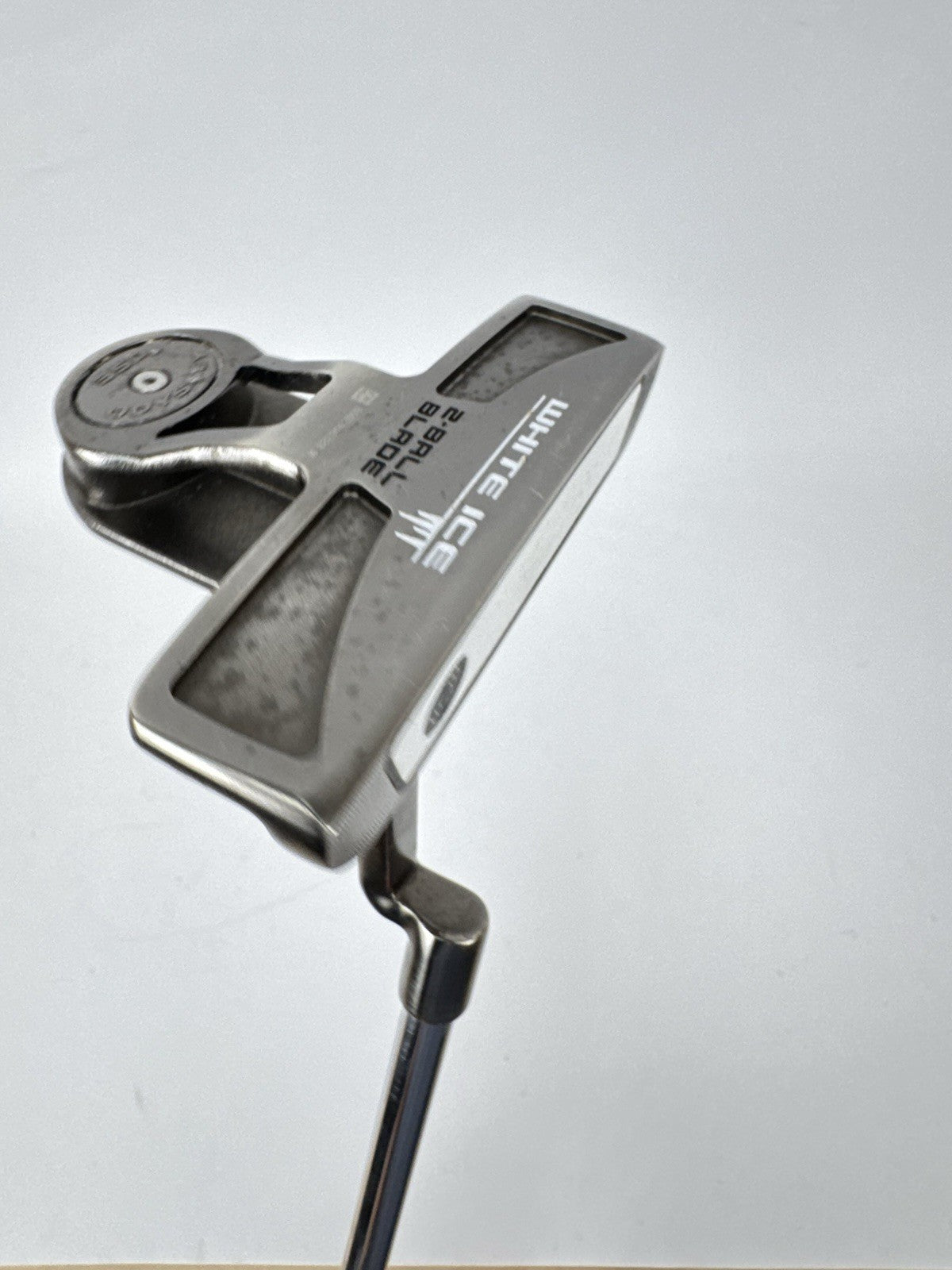Odyssey White Ice 2 Ball Putter Blade 34” Right Handed /352273