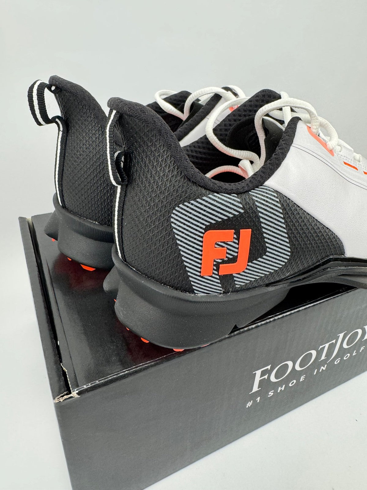 FootJoy Fuel Golf Shoes Men's UK 7.5 US White Black Orange/312604