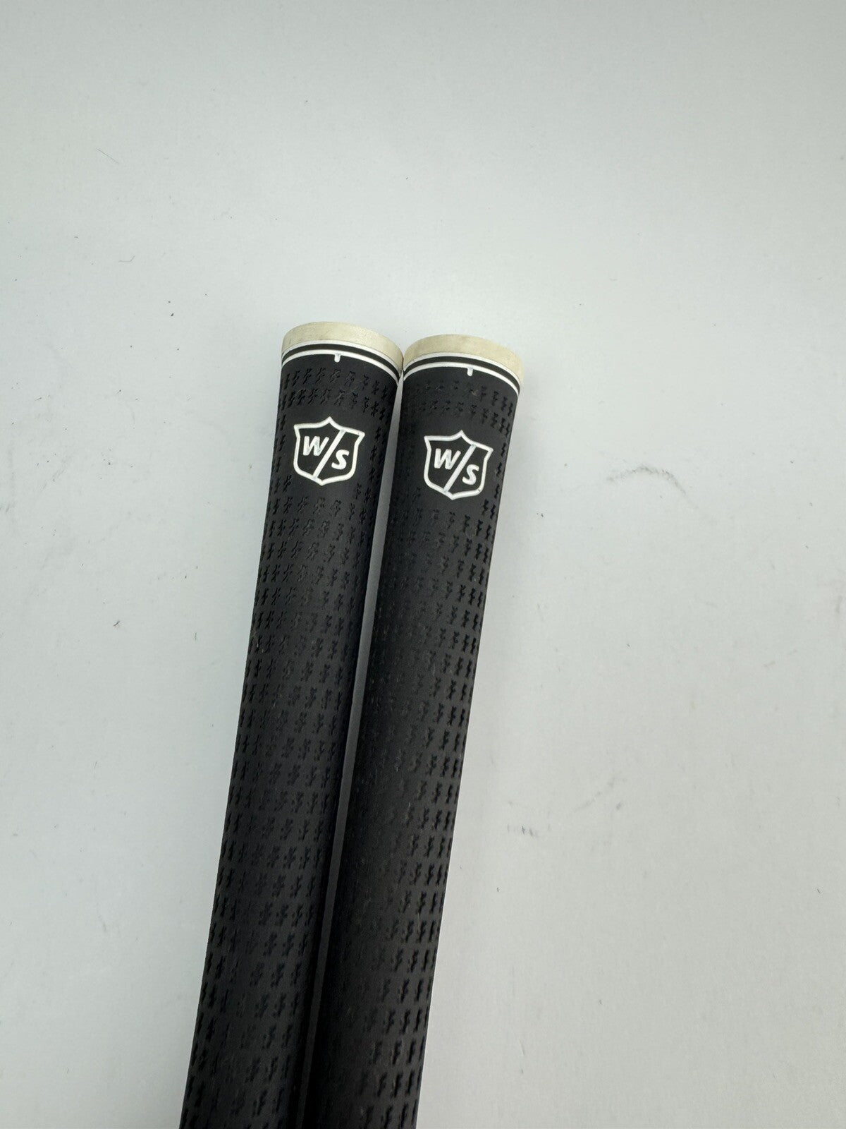 Lamkin Wilson Staff Golf Grips (2) Men’s Midsize /Pulled /234472