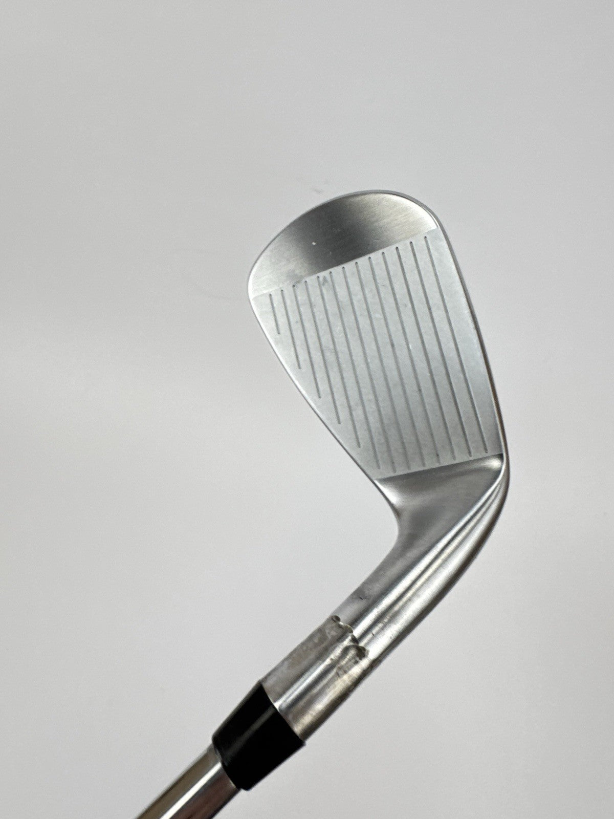 Titleist T100s 8 Iron Left Handed Elevate ETS 115 Stiff Steel /New Grip /3441010