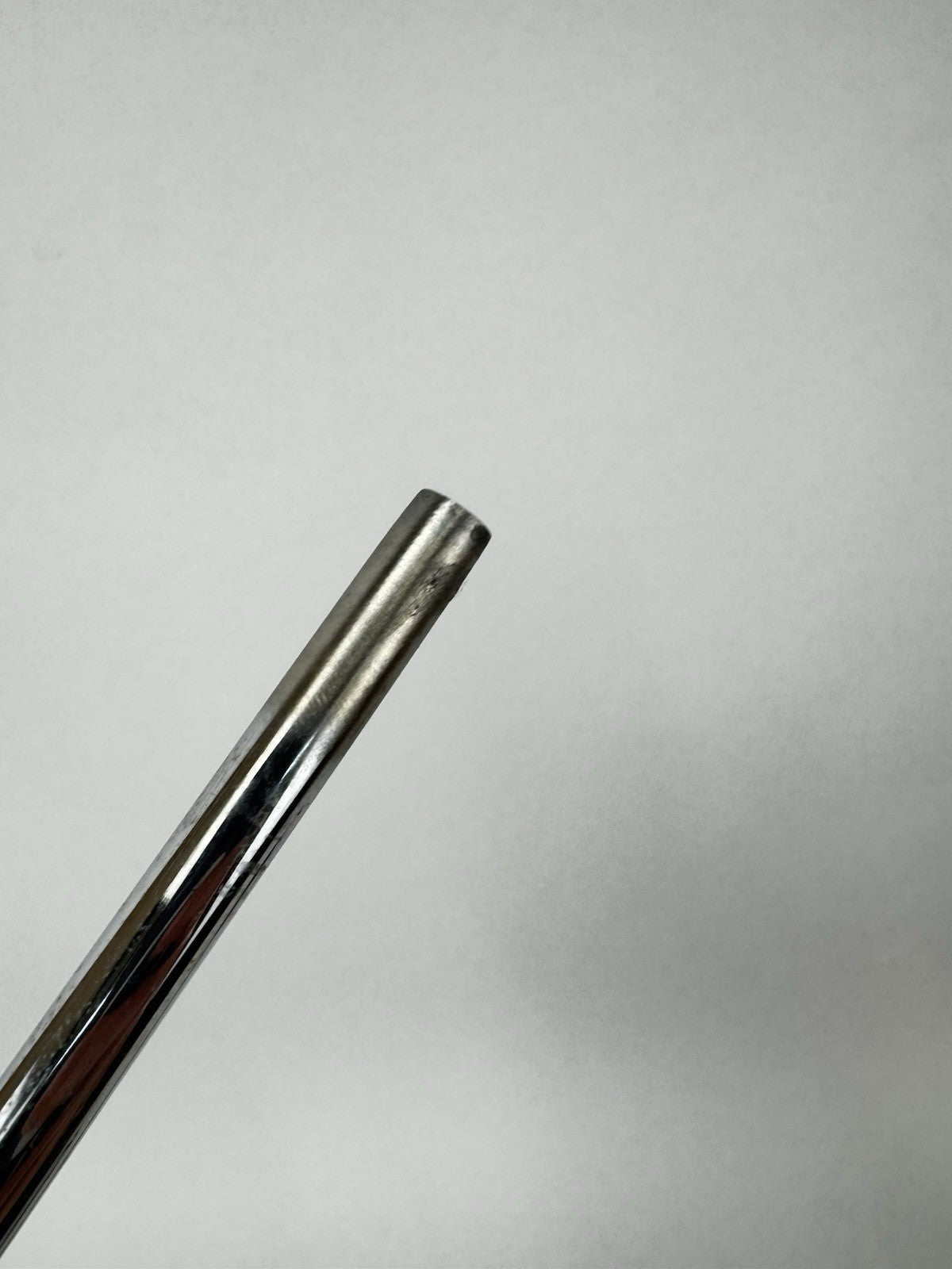 Dynamic Gold 115 Iron Shaft Mid R300 Regular Steel / 35” /0.355 Tapered /336938