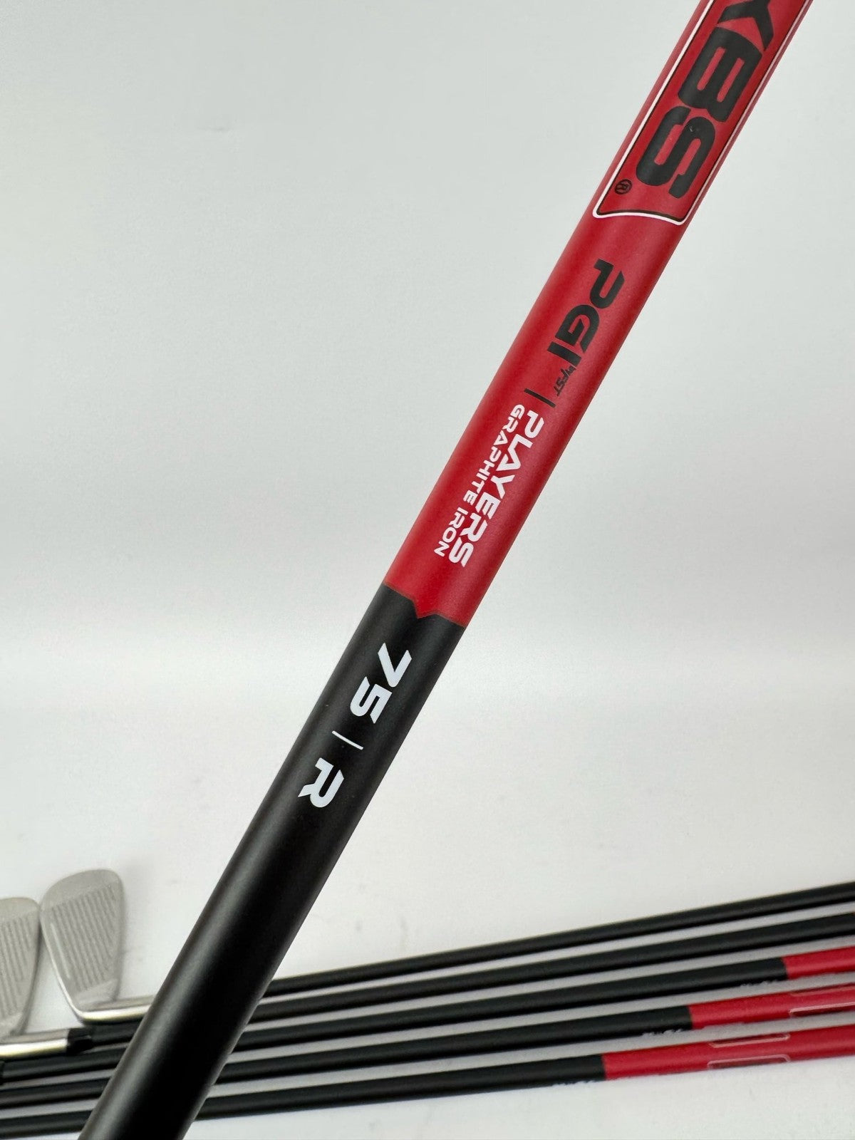 Cobra DS Adapt Max Irons 5-PW KBS PGI 75 Regular Flex Graphite Right Hand/376088