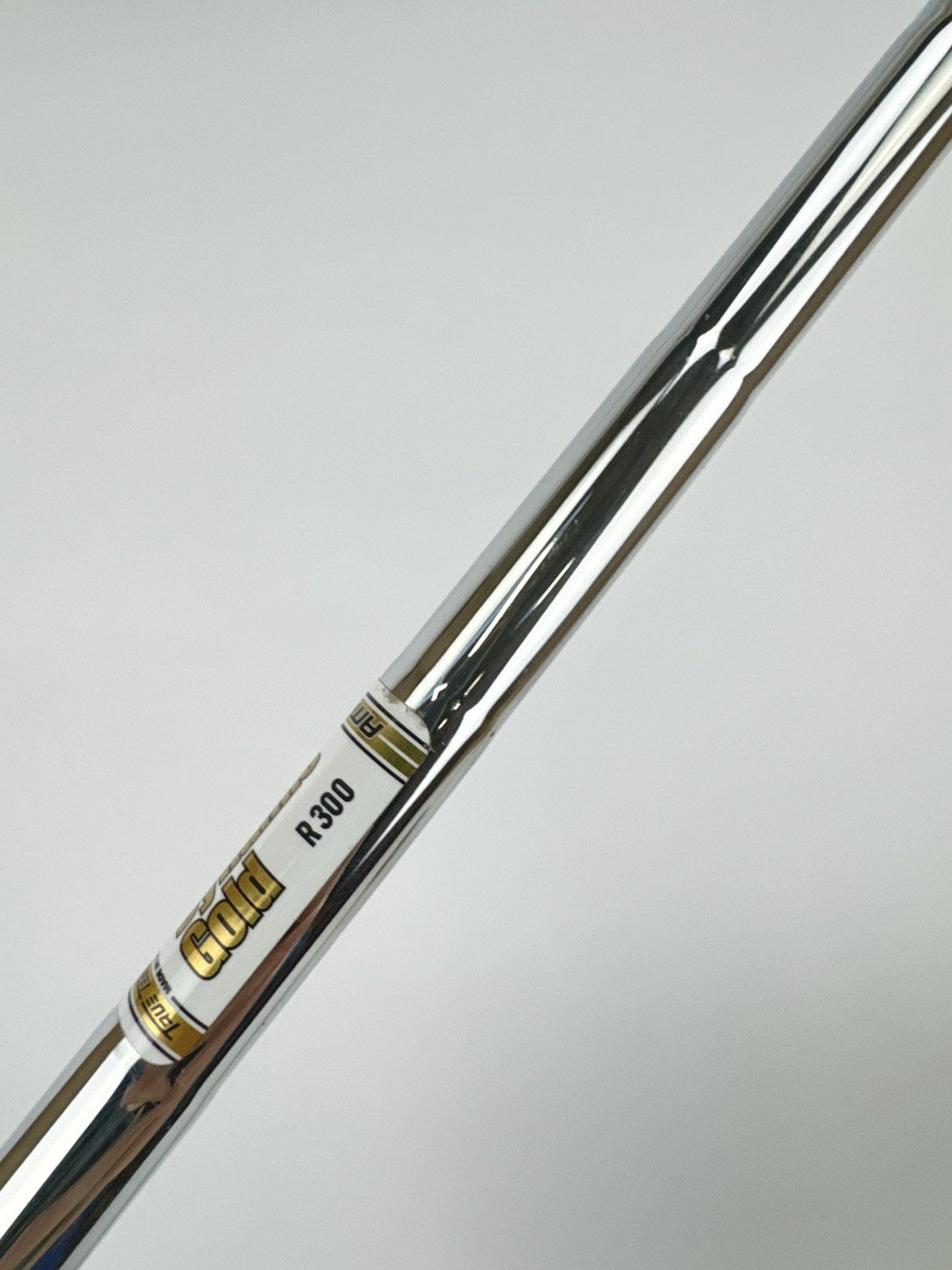 Dynamic Gold AMT Iron Shaft R300 Regular Flex Steel 35.5 /0.355 Tapered /318826