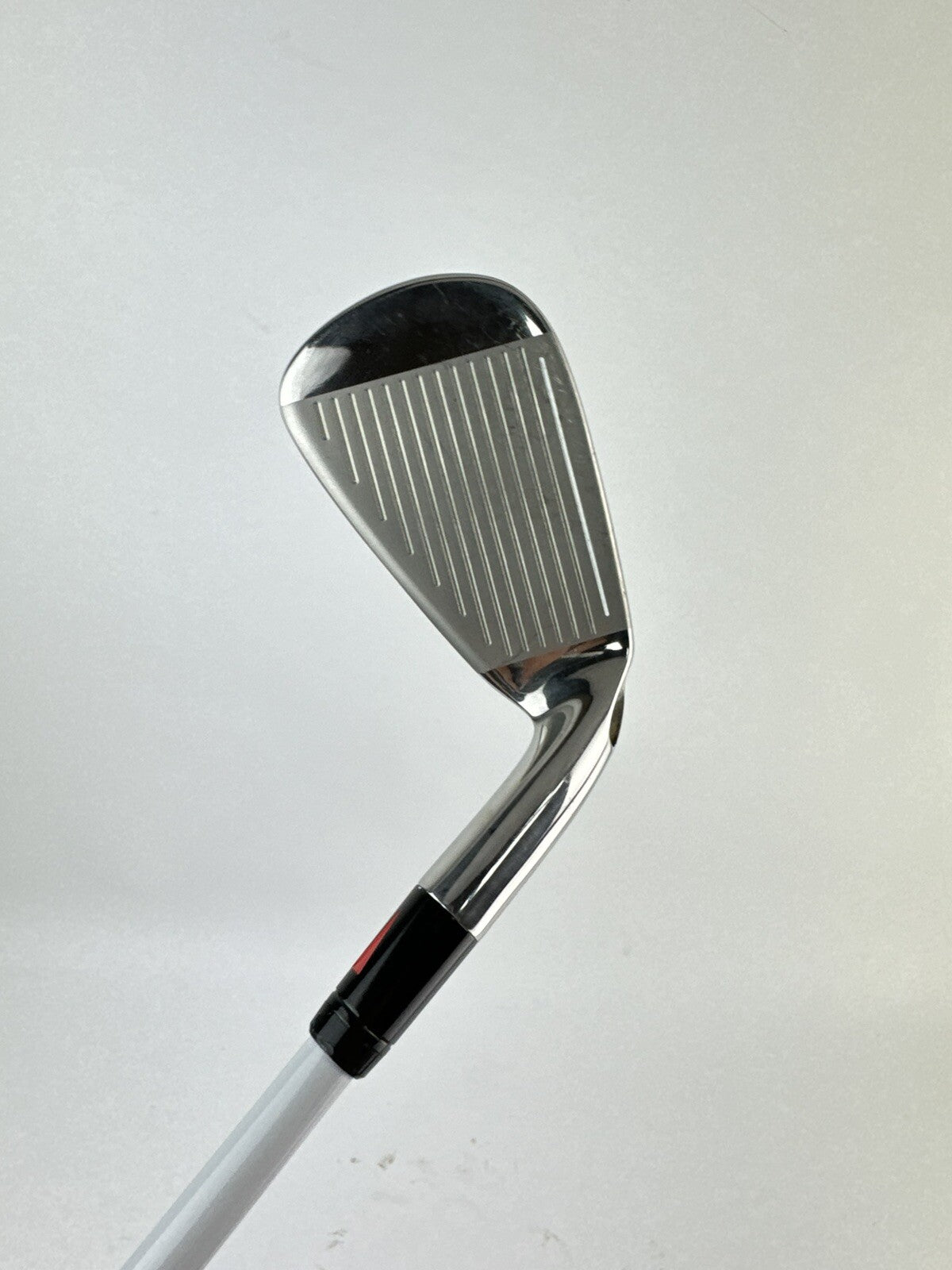 Taylormade M6 Ladies 7 Iron Left Handed Ladies Graphite /Demo /805810