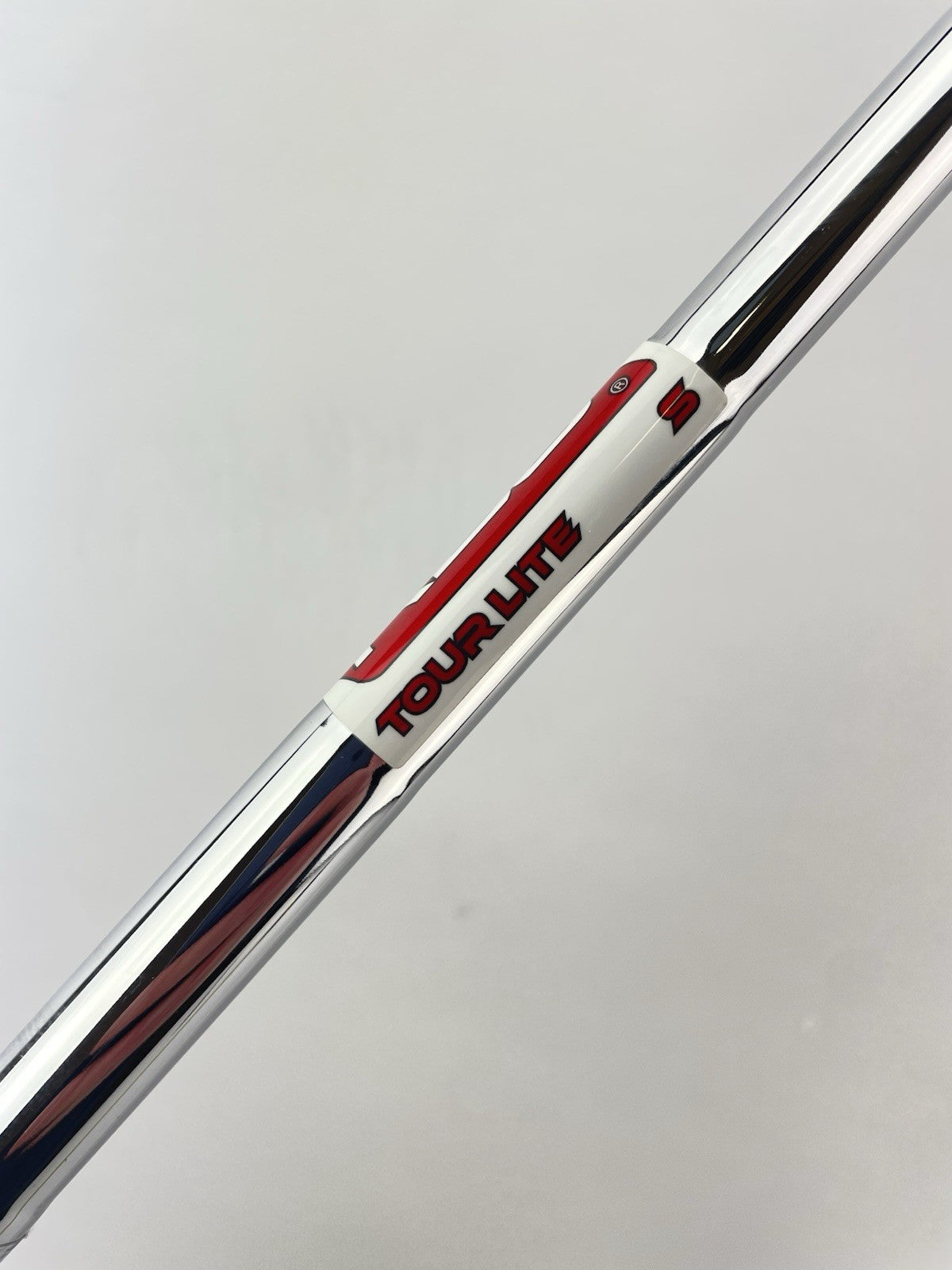 KBS Tour Lite Iron Shaft Stiff Flex Steel 35.5” /Lamkin /0.370 Parallel /228676