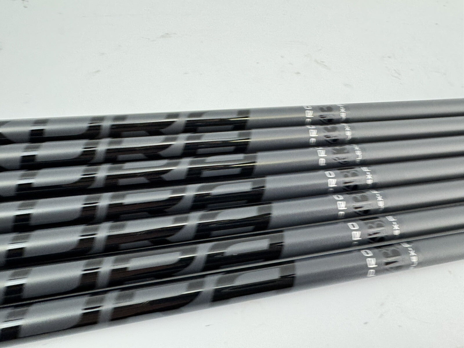 Fujikura Pro Iron Shaft Set (7) 63i Regular Flex Graphite/0.370 Parallel /220833