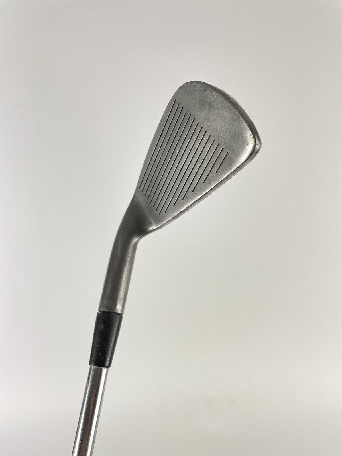 Wilson Mens Golf 6 Iron Augusta Regular Flex Steel /Right /New Grip /10105