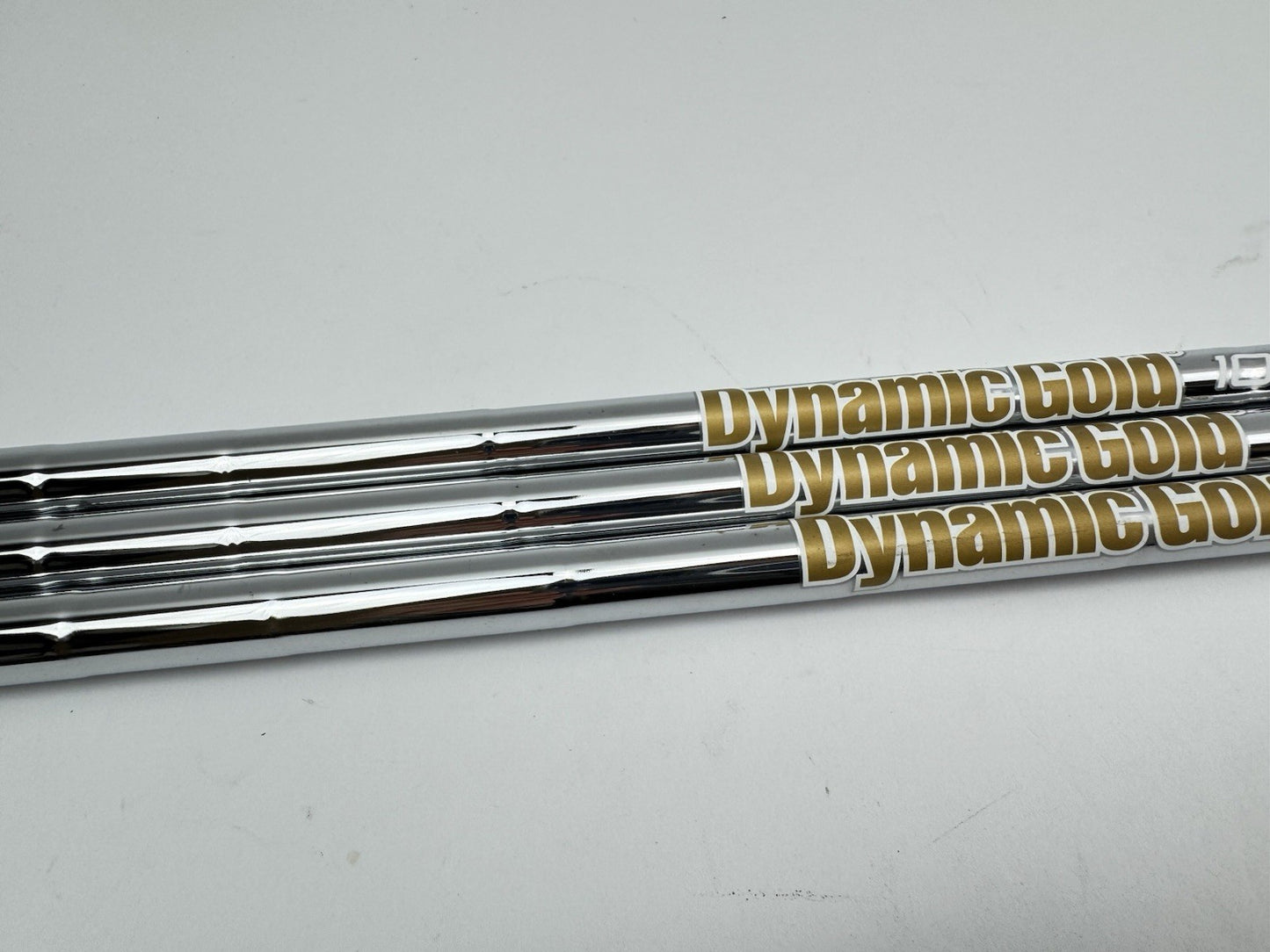 Dynamic Gold Wedge Shaft Set (3) 105 R300 Regular Steel /0.355 Tapered /328871