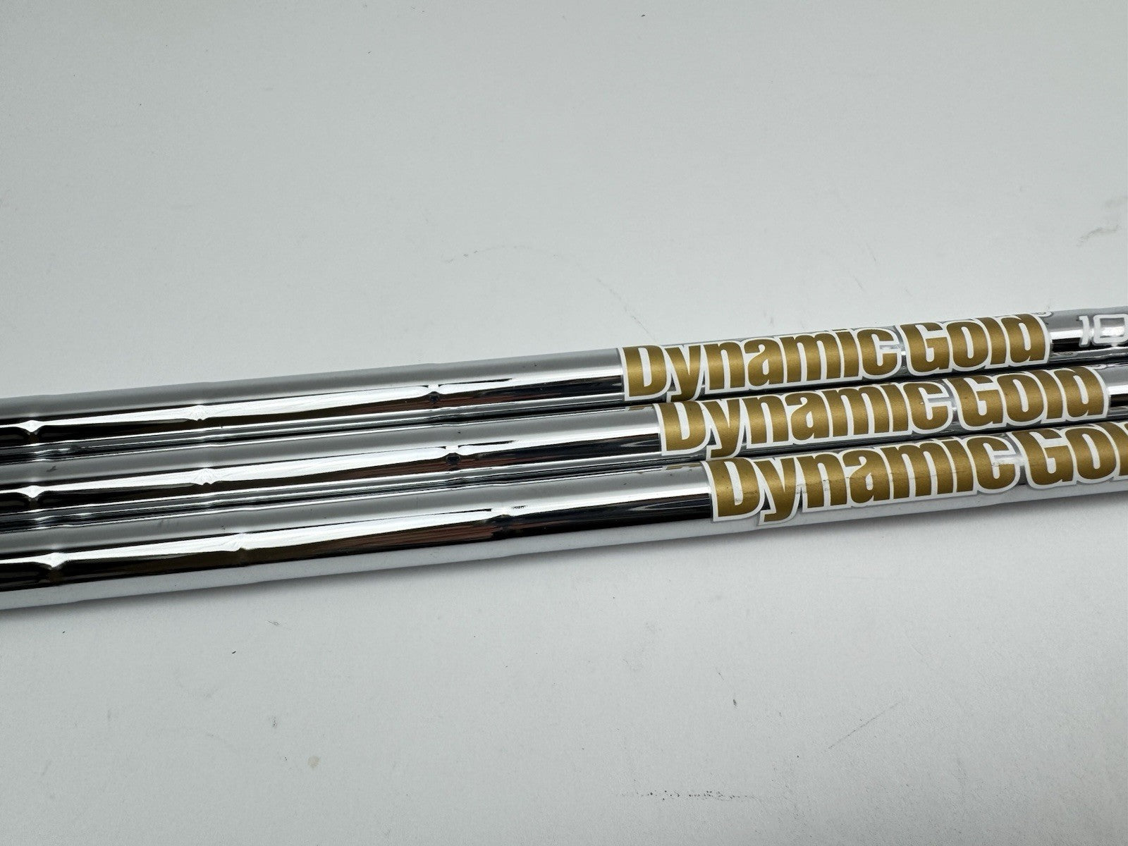 Dynamic Gold Wedge Shaft Set (3) 105 R300 Regular Steel /0.355 Tapered /328871