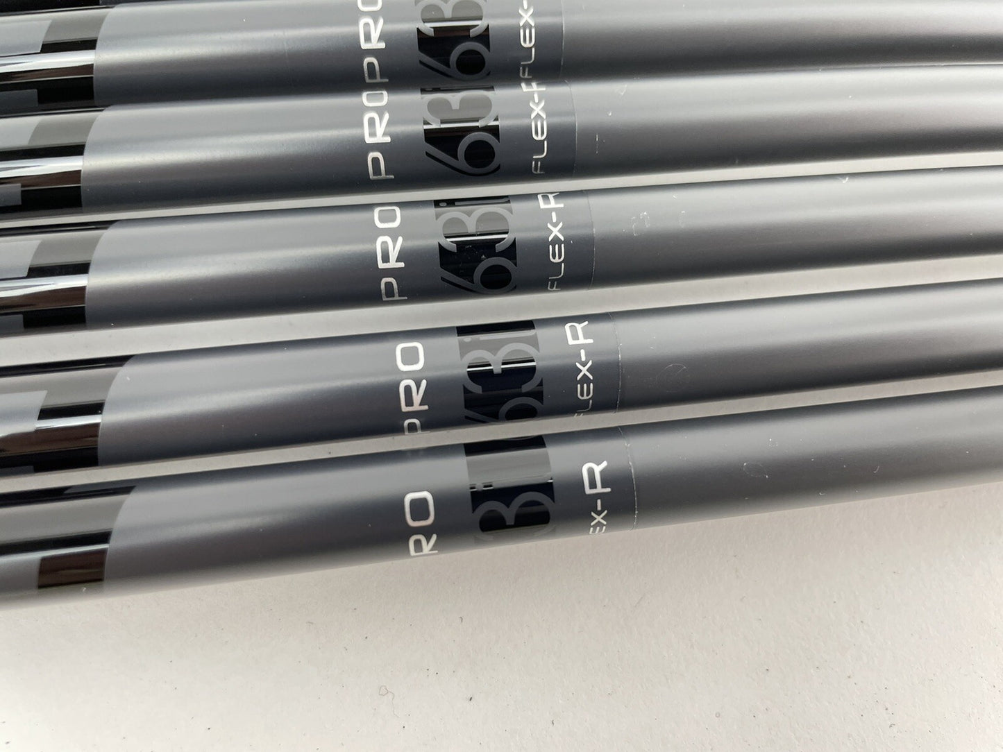 Fujikura Pro 63i Iron Shaft Set (10) Regular Flex Graphite/0.370 Parallel Tip7
