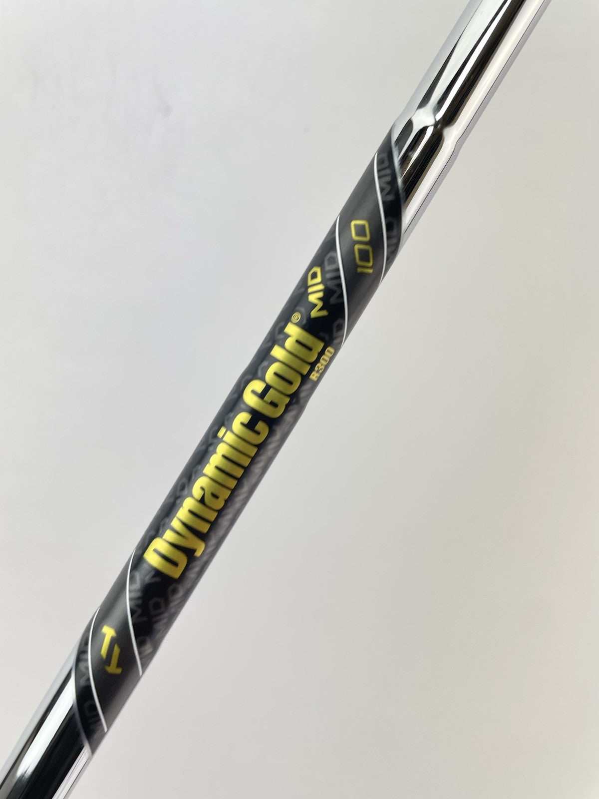 Dynamic Gold Mid 100 Iron Shaft Regular Flex Steel 35.25 /0.355 Tapered /261962