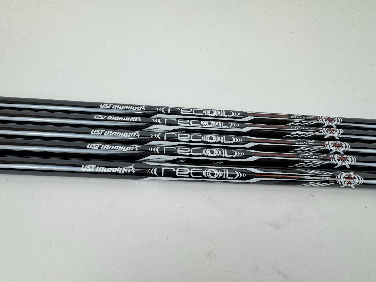 UST Recoil Dart Iron Shaft Set (5) 75 F2 Senior Graphite 41” /0.370 Parallel0