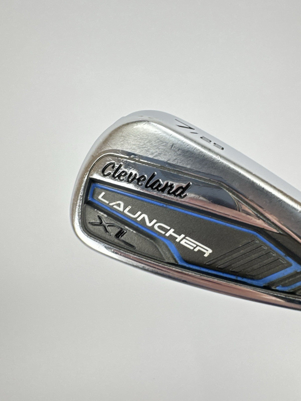 Cleveland Launcher XL 7 Iron 29* Catalyst Black Regular Graphite /Right /329792