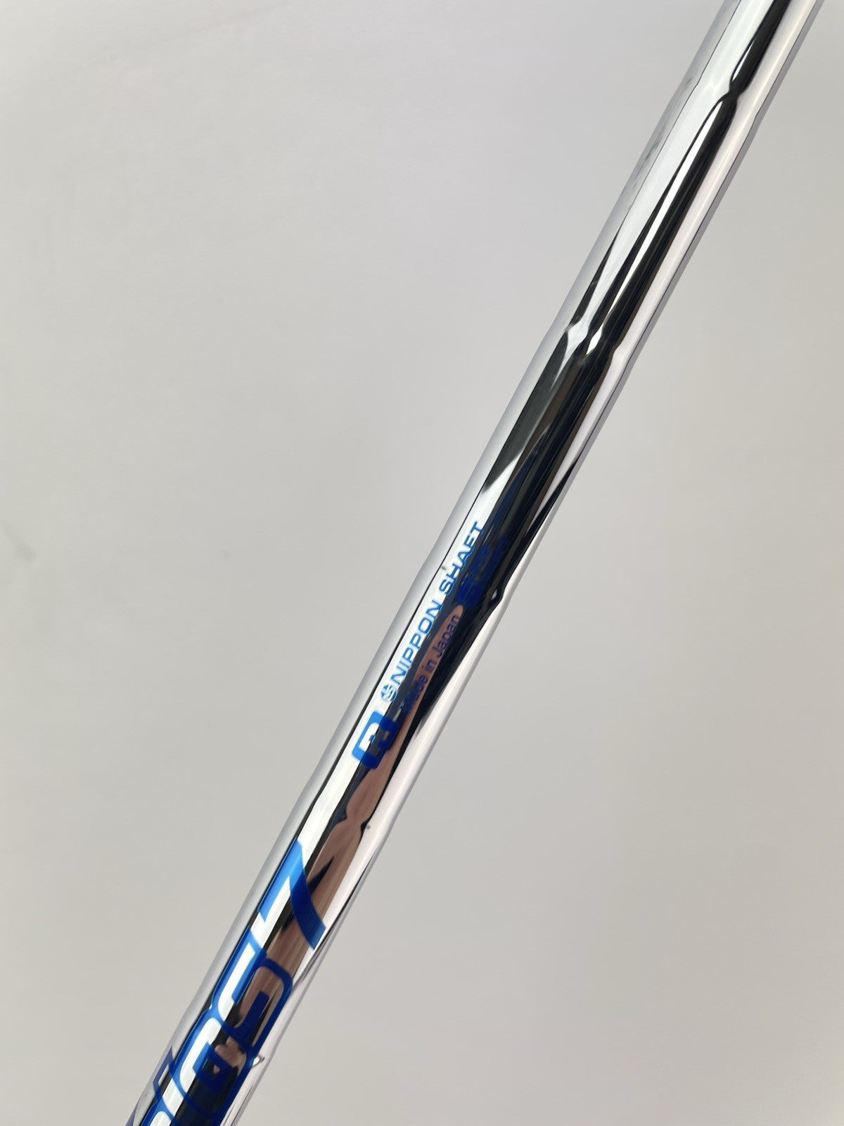 Nippon Zelos7 Iron Shaft Regular Flex Steel 36.5 /0.355 Tapered /264315