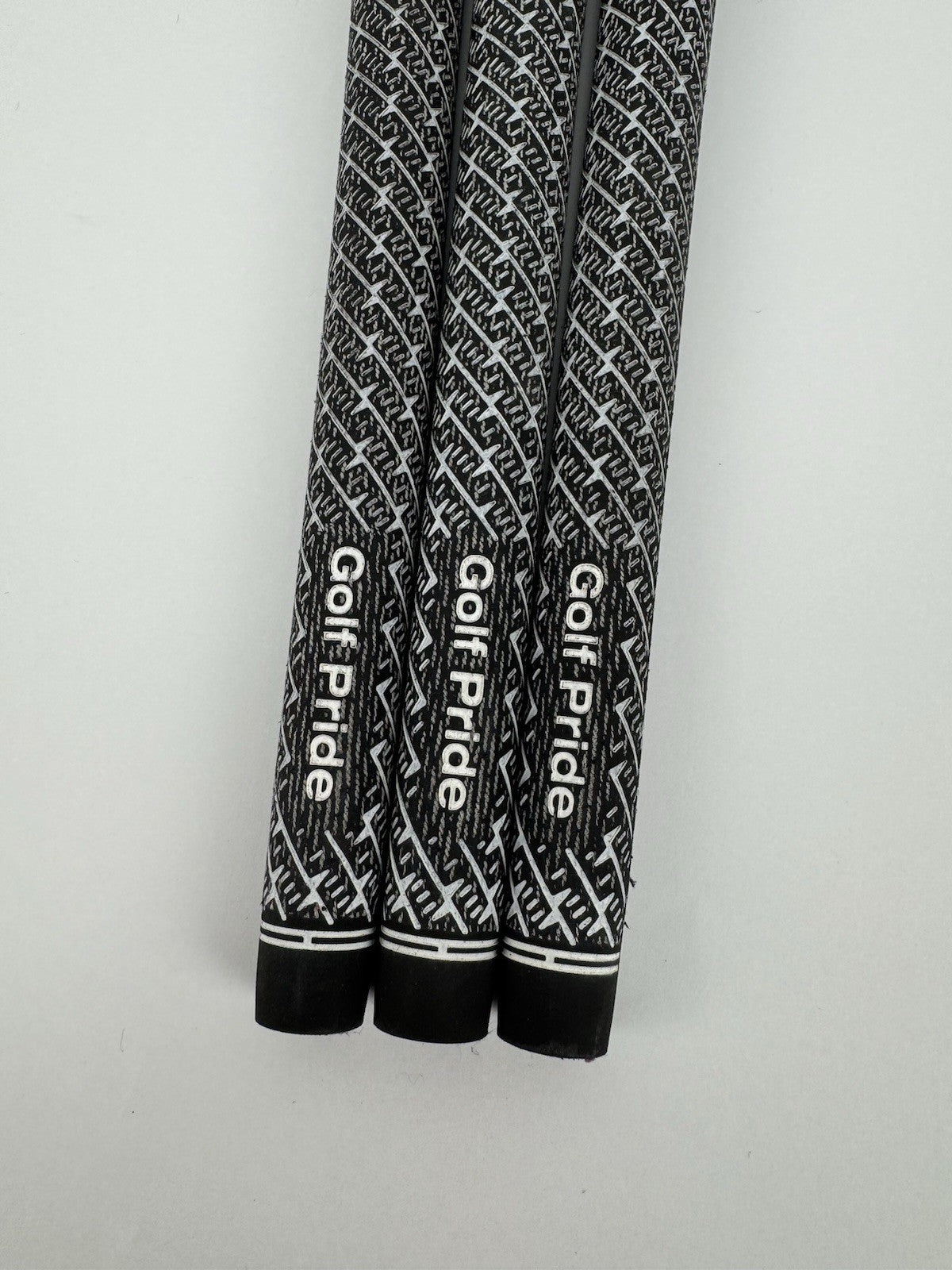 Golf Pride Z Grip Golf Grips (3) Cord /Mens Midsize /Pulled /312861