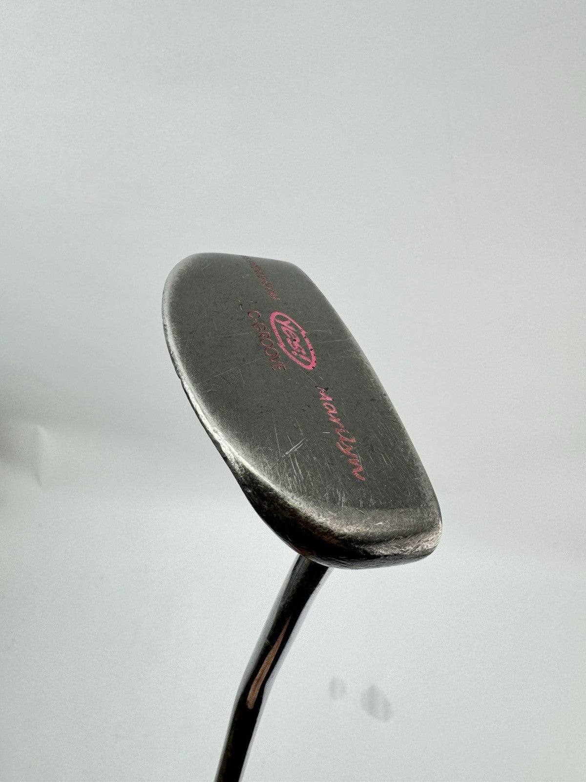 Yes! Marilyn Ladies Golf Putter 32.5” /Right Handed /New Grip /297570