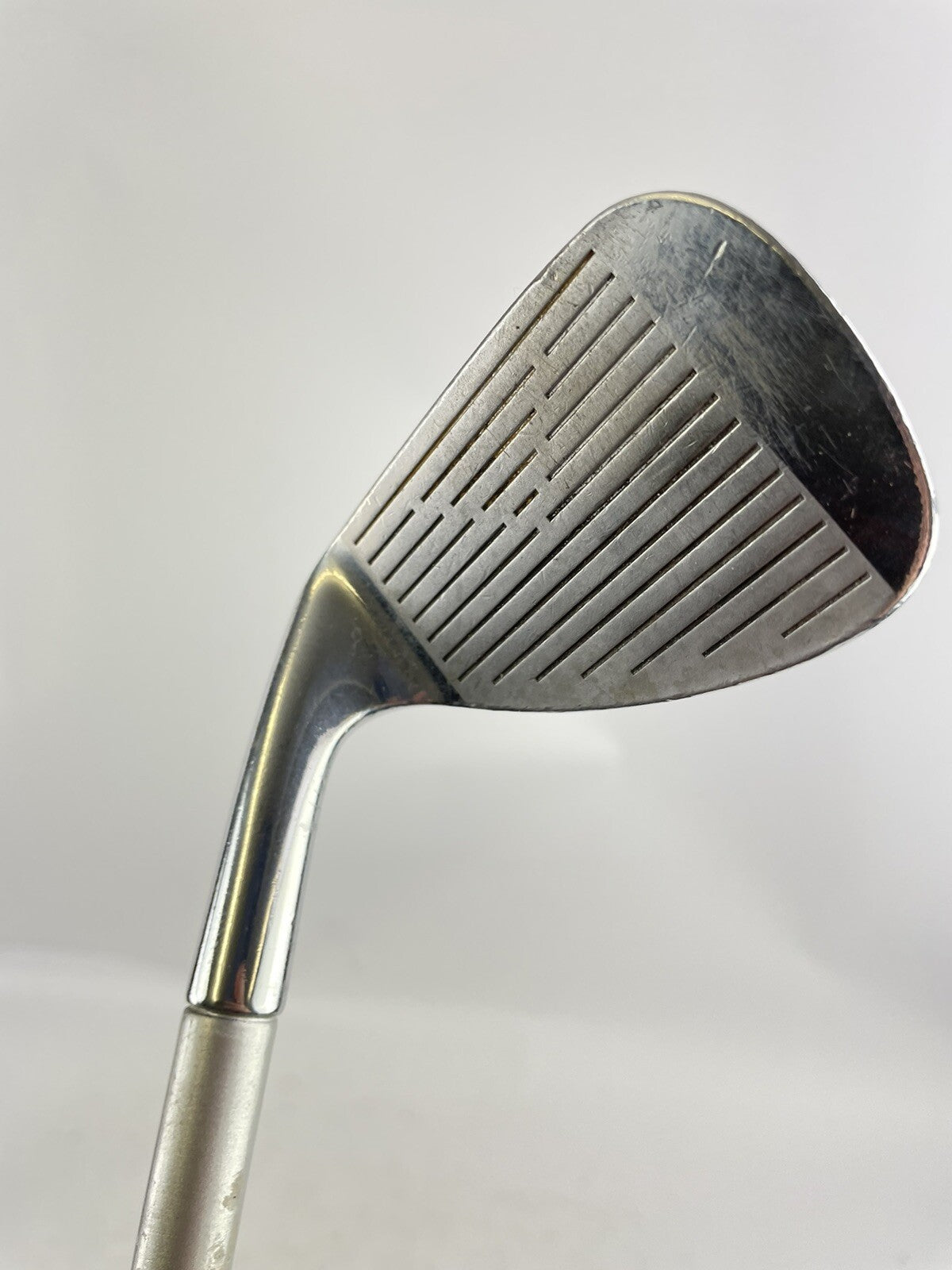 Wilson Staff 8 Iron Midsize RM Forged Stiff Graphite /Right /New Grip /716212