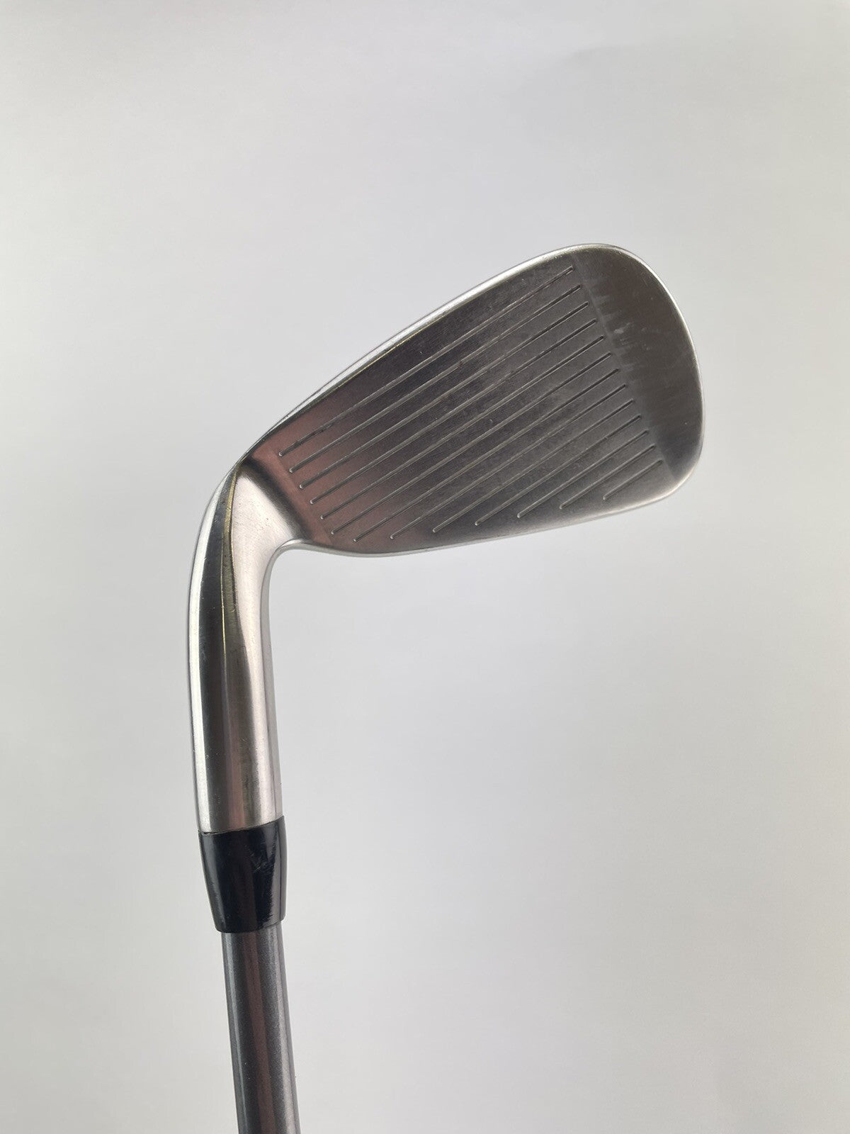 Taylormade Golf 6 Iron 200 Regular Flex Graphite/Right Handed /New Grip /210019