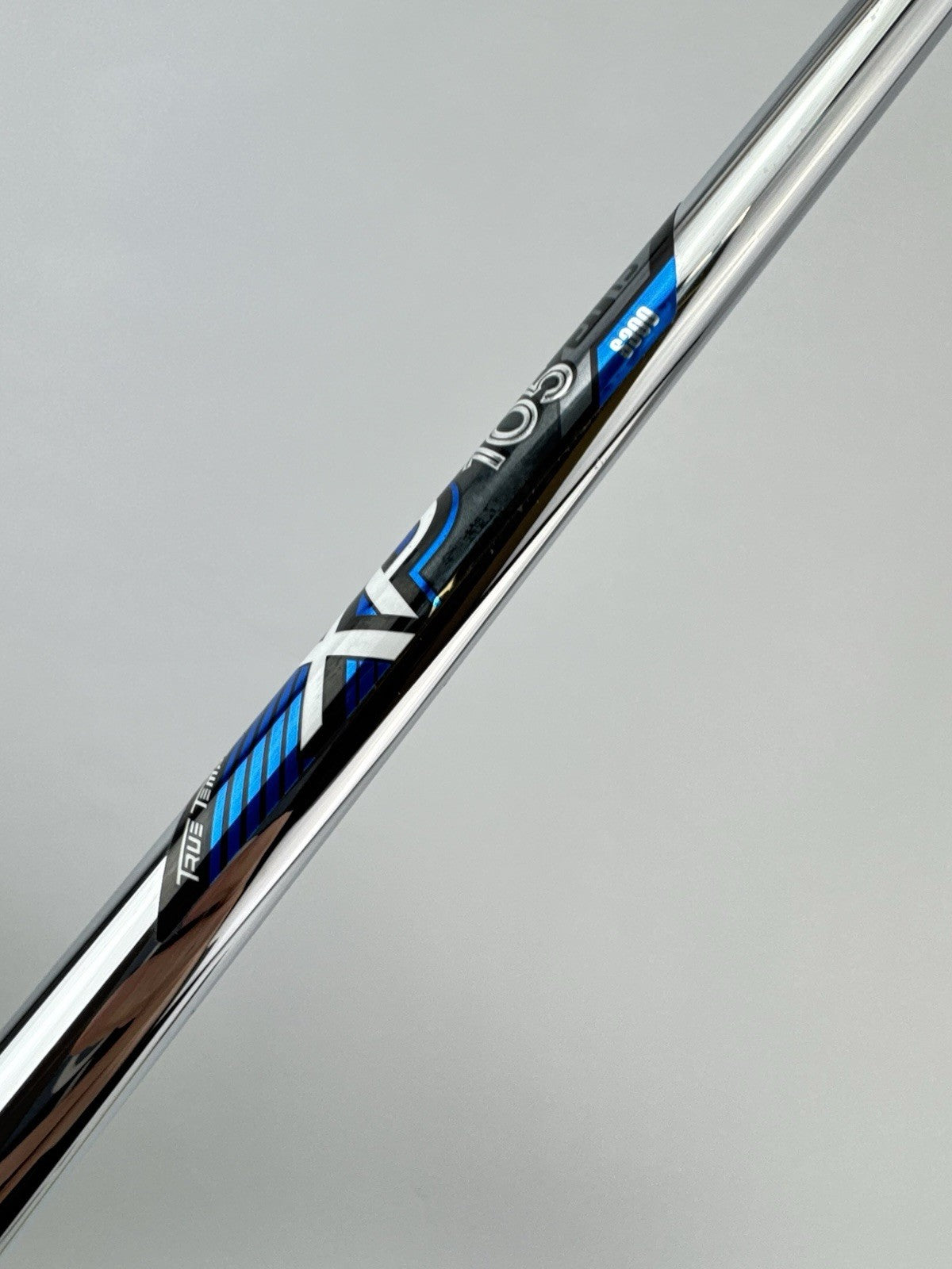 XP105 Iron Shaft Stiff Flex Steel Steel 35.5” /0.370 Parallel /308524