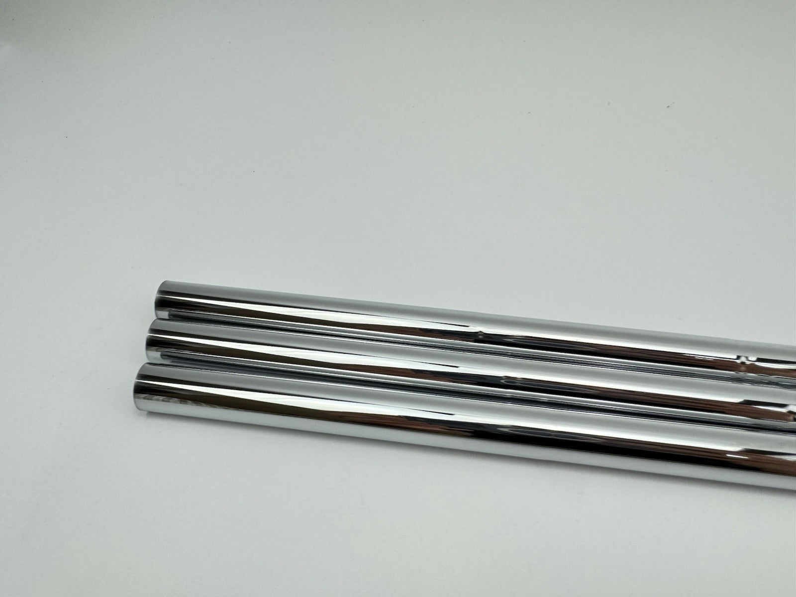 AMT Red Wedge Shaft Set (3) R300 Regular Flex Steel 0.355 Tapered /267177