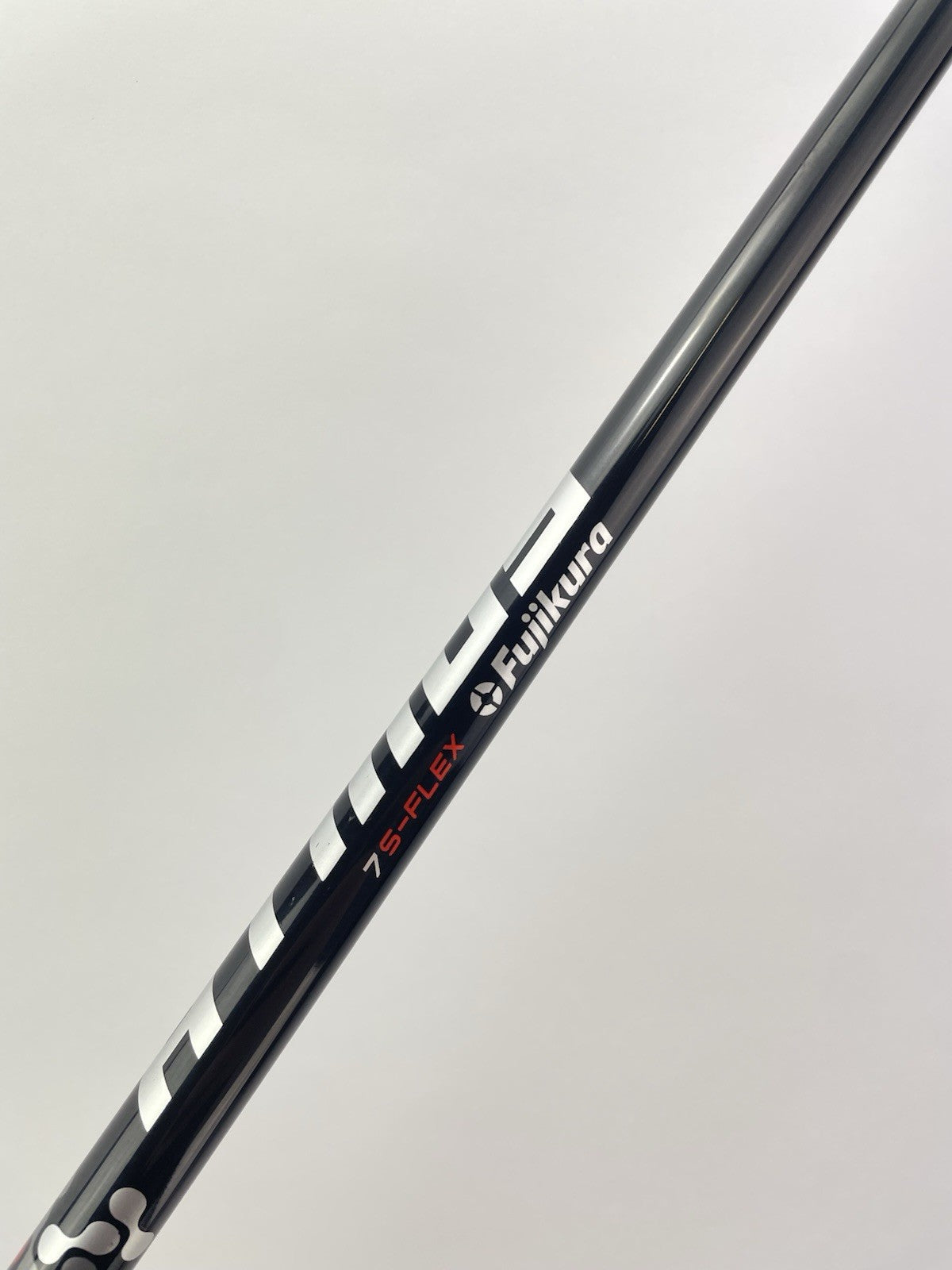 Fujikura Atmos Iron Shaft 7 Stiff Flex Graphite 35.75 /0.355 Tapered /282054