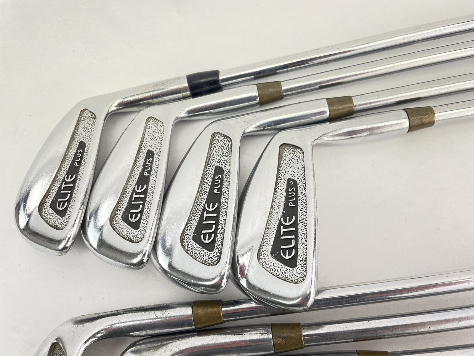 Spalding Elite Iron Set 3-9 Irons Apollo Regular Steel /Right /New Grips /177932