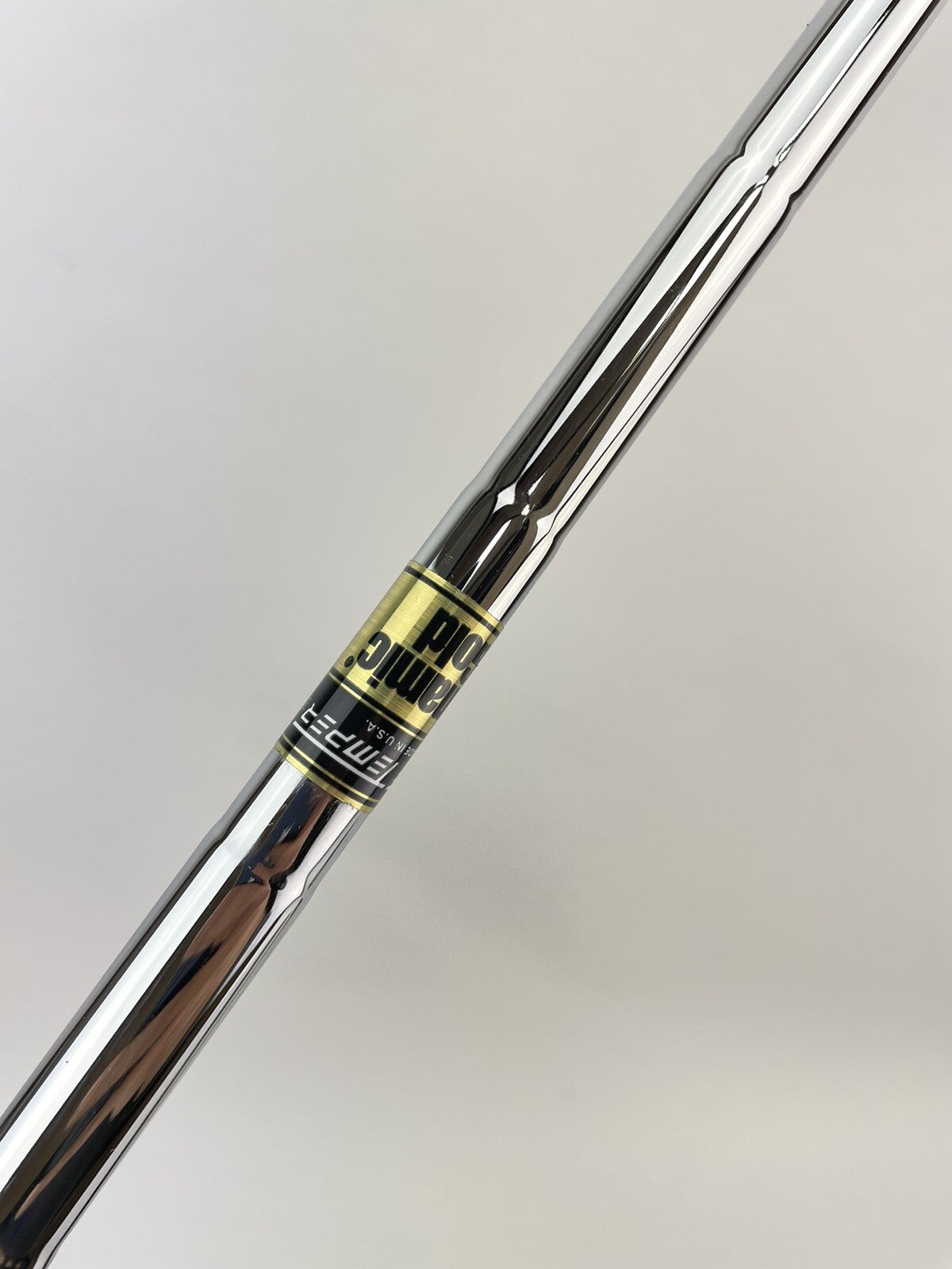 Dynamic Gold R300 Iron Shaft Regular Flex Steel 35.25" /0.370 Parallel /183471
