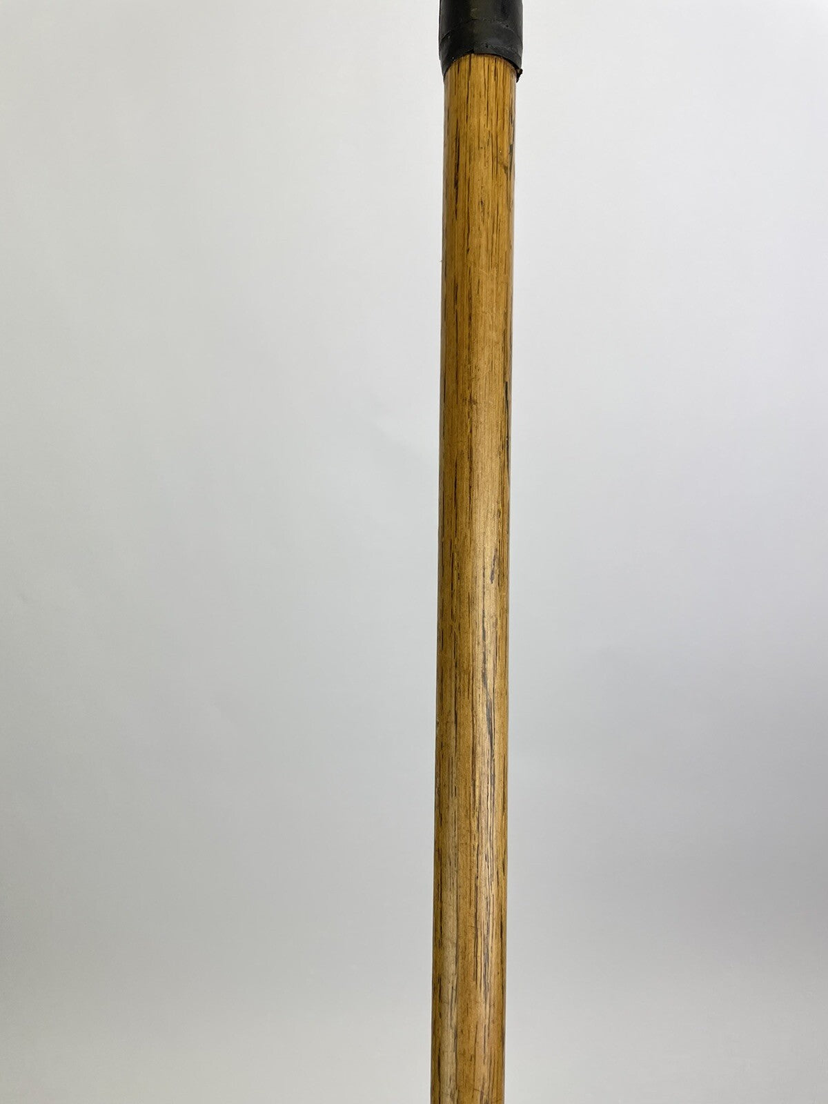 Hickory Ladies Mid Iron Acorn Brand A.Fyfe St Andrews /Right Handed /37.25”8