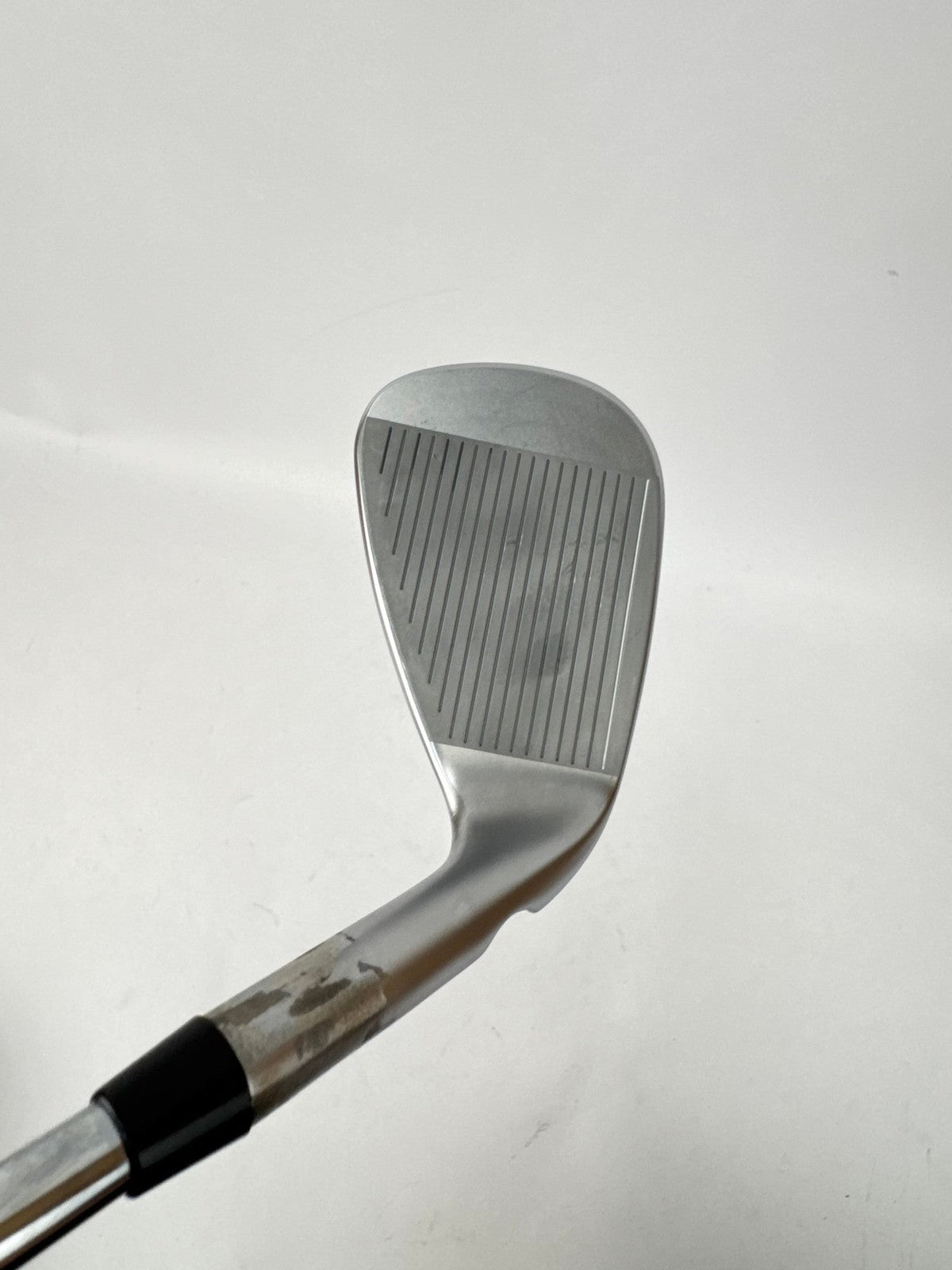 Ping i530 Pitching Wedge Steel Elevate Mph 95 Regular Flex Left Handed/3626713