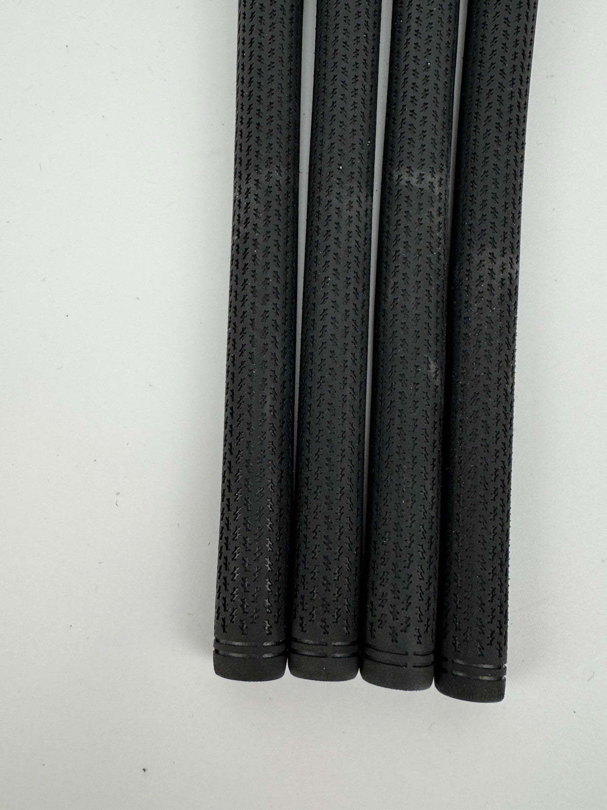 Lamkin Crossline 360 Golf Grips (4) Mens Standard /Black /Pulled /313631