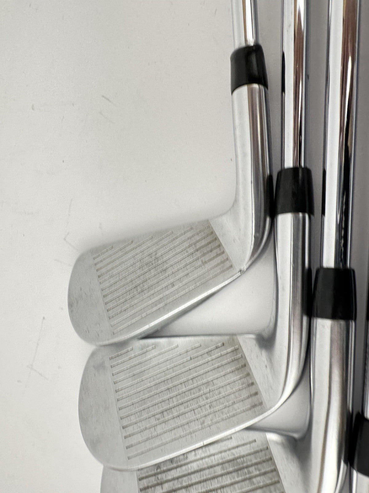 Titleist CB 718 Irons 5-PW Dynamic Gold X100 Steel +1” /Right Handed /3458410