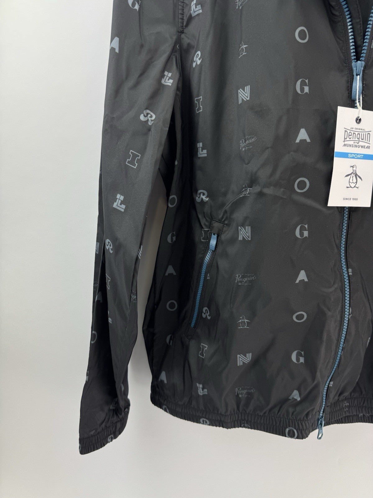 Penguin Original Golf Wind Jacket Logo Print Hood Lightweight UK M /New /286501