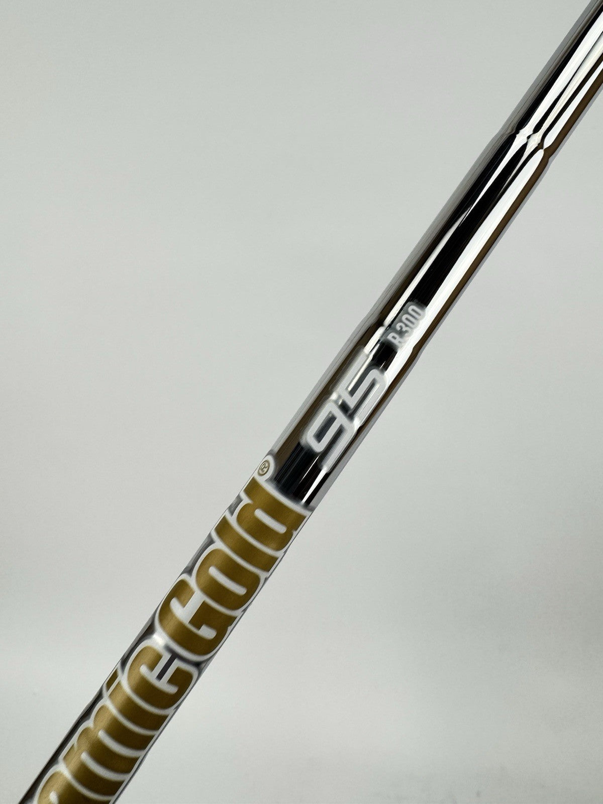 Dynamic Gold 95 Iron Shaft R300 Regular Flex Steel 35.25 /0.355 Tapered/316913