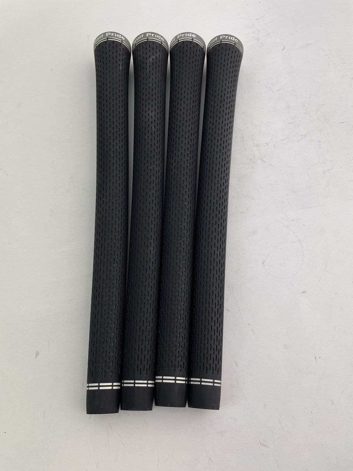 Golf Pride Tour Velvet 360 Soft Grips (4) Midsize /Black /Pulled /343433