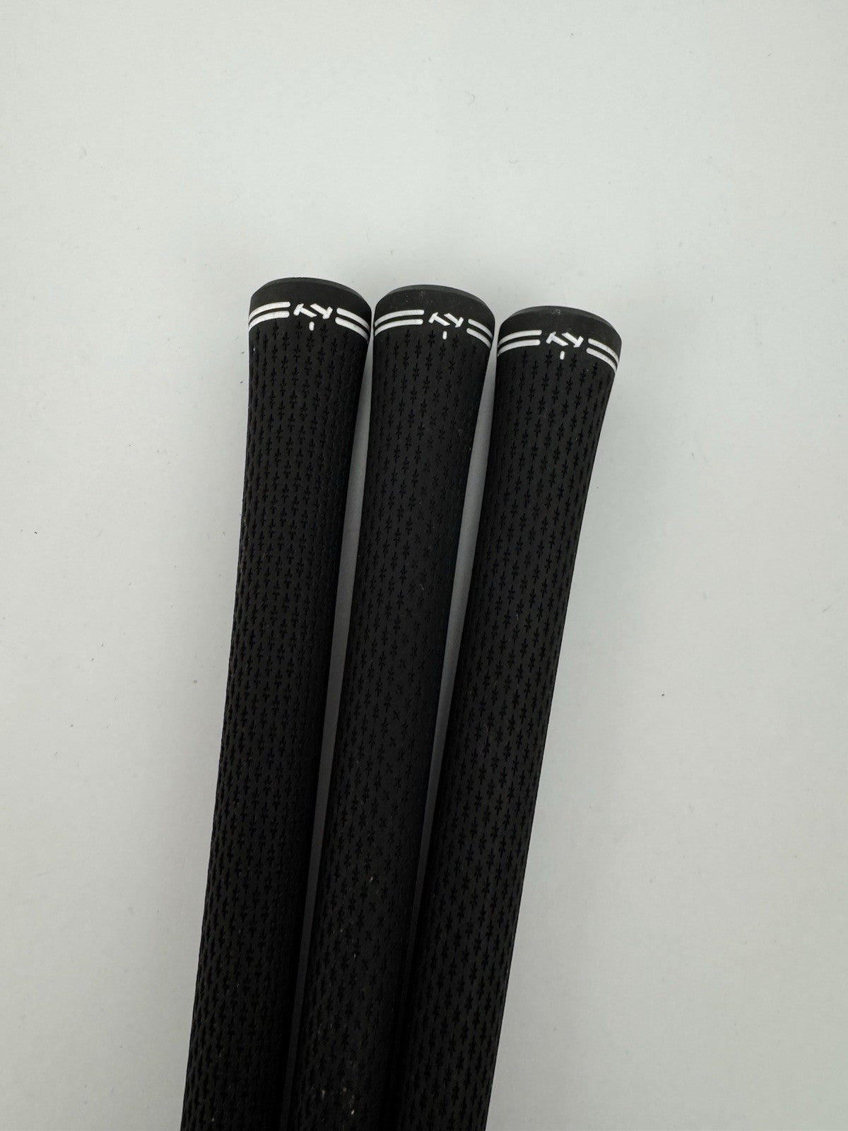 True Temper Golf Grips (3) Icon Mens Standard /Black/White /Pulled /312342