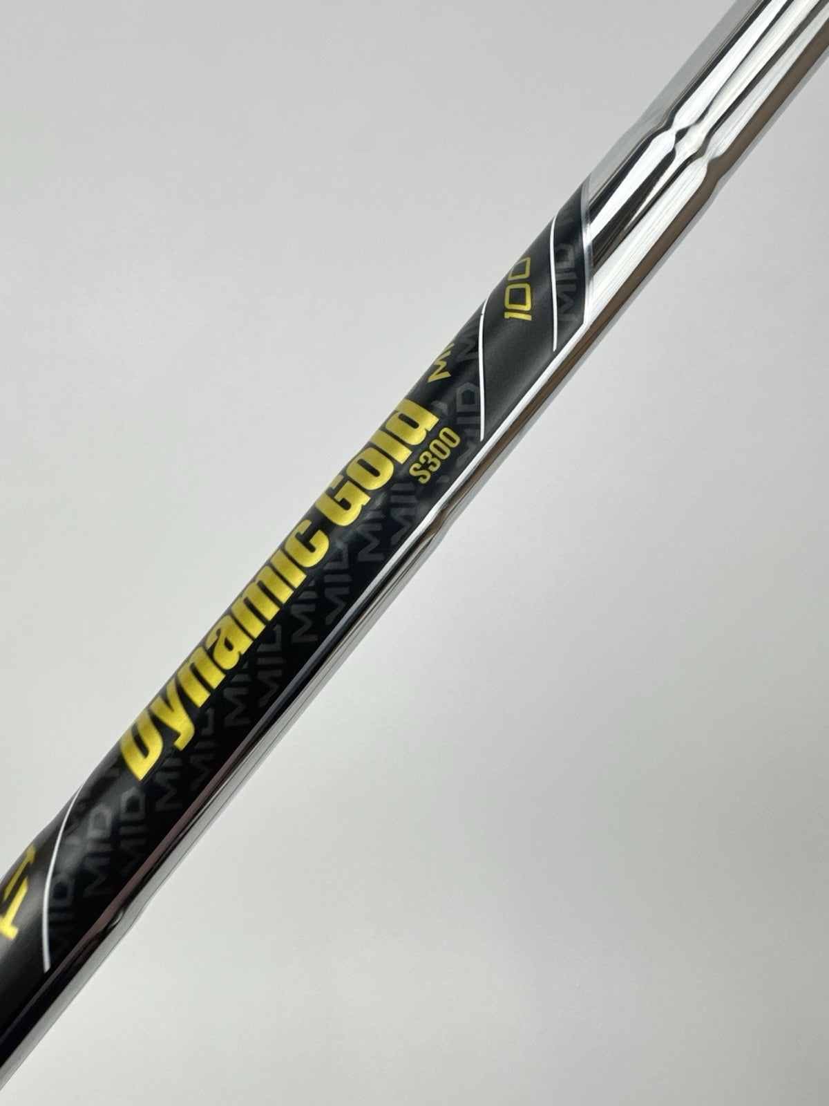 Dynamic Gold Mid 100 Iron Shaft S300 Stiff Flex Steel 35.5”/0.370 Parallel/337065