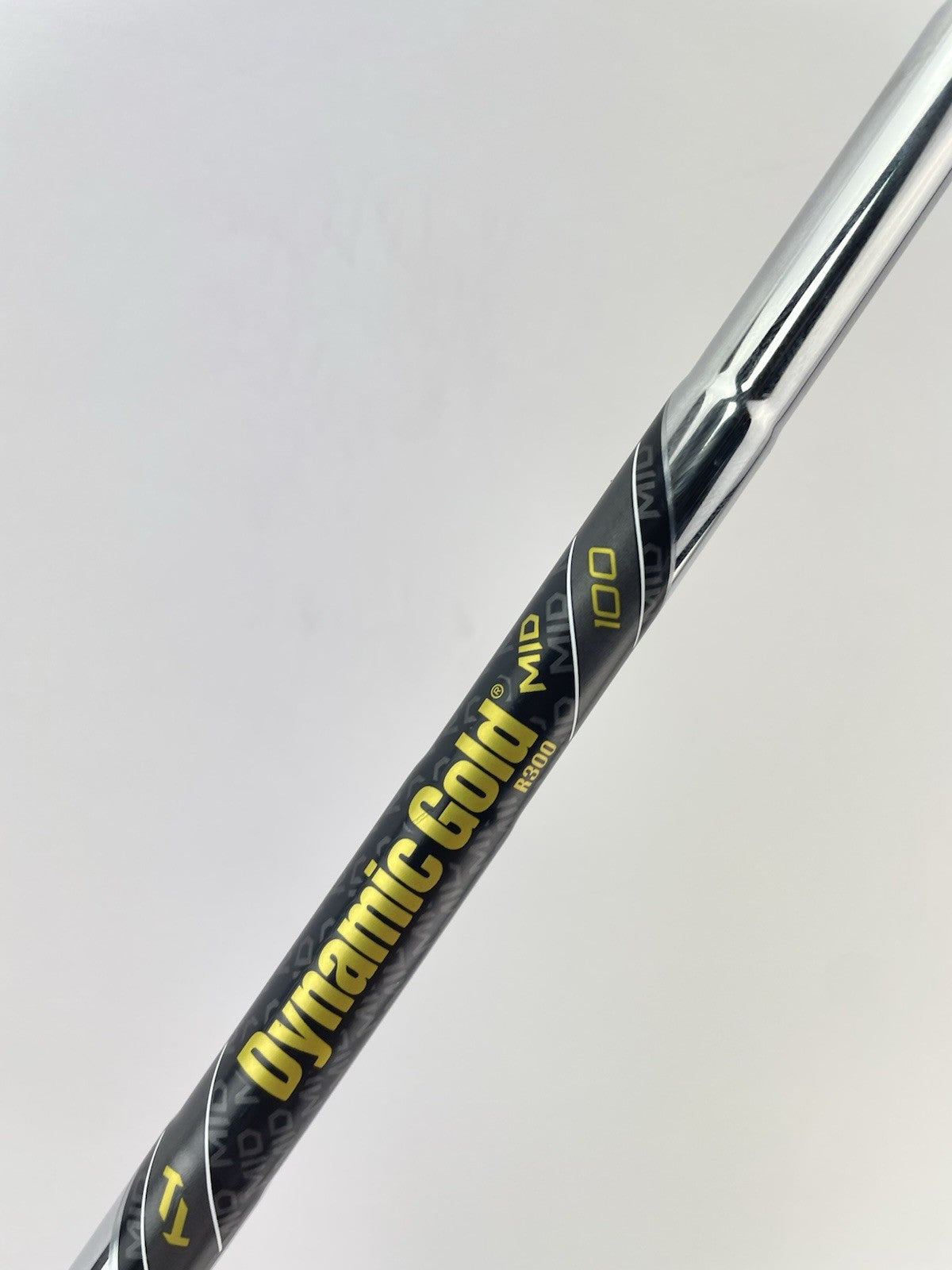 Dynamic Gold Mid 100 Iron Shaft Regular Flex Steel 36 /0.370 Parallel /267104