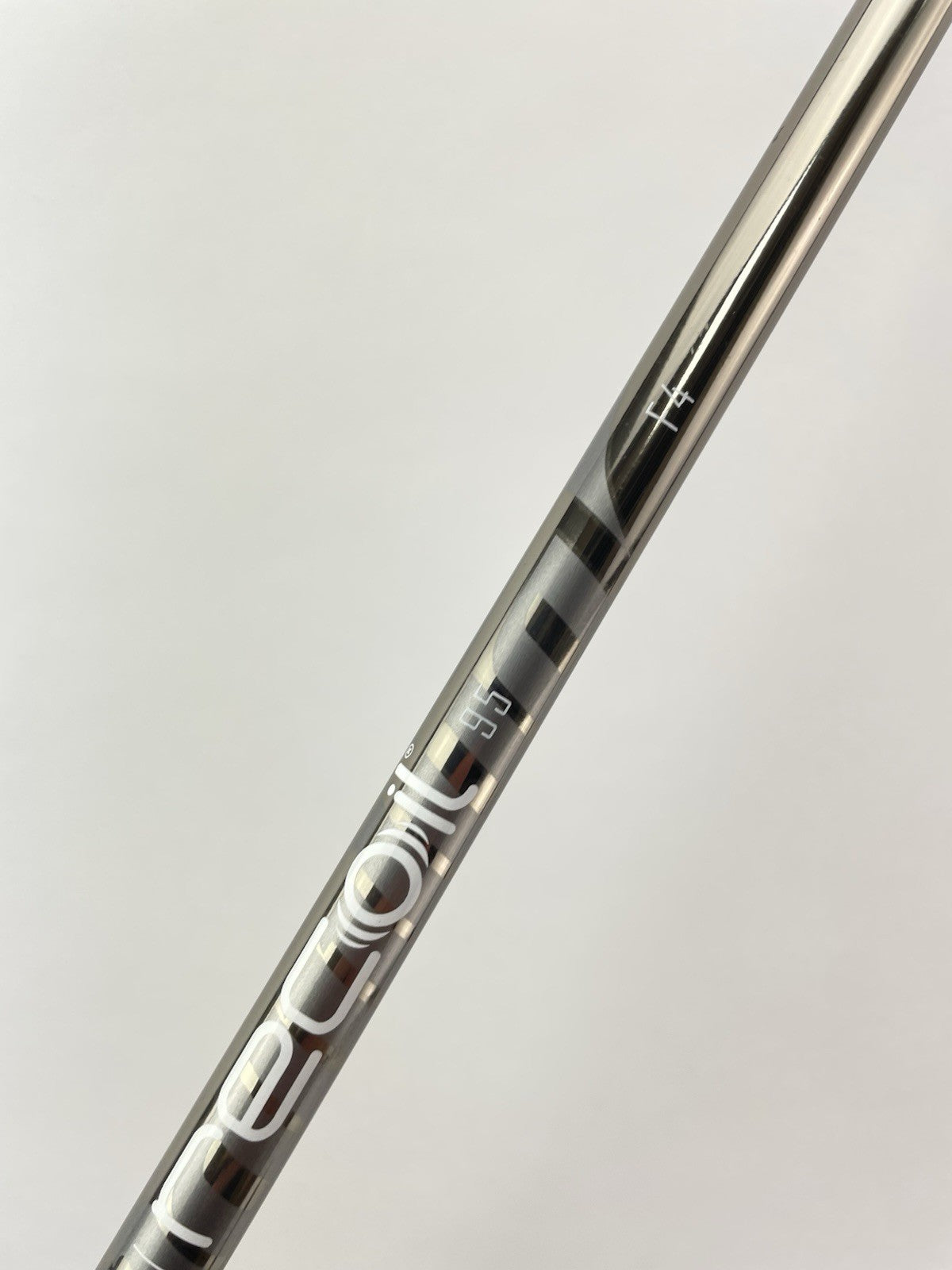 UST Recoil 95 Iron Shaft F4 Stiff Flex Graphite 35.5 /0.355 Tapered /315525